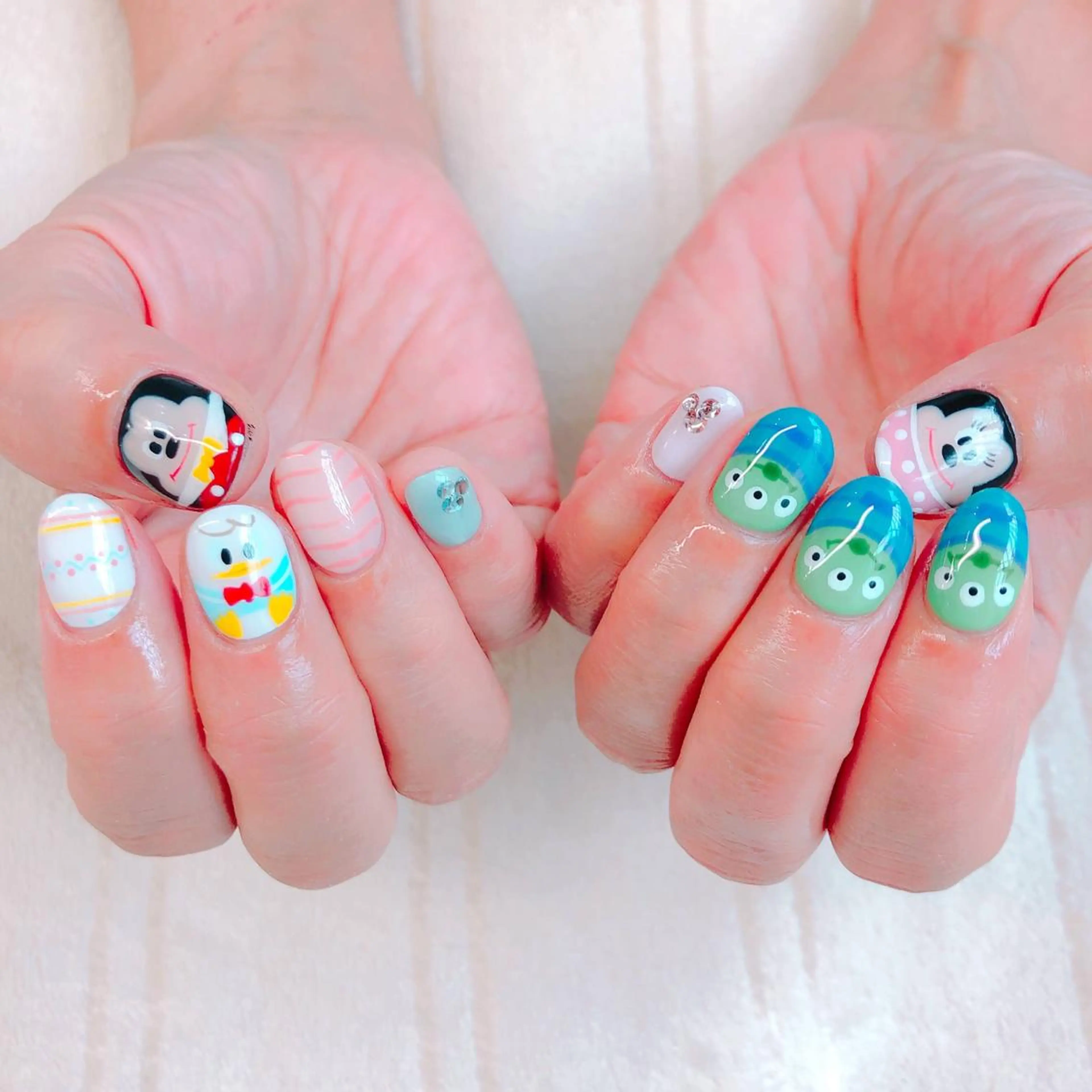 ネイル イースター NAIL SALON le'ana所属・NAIL SALON le'anaのネイルデザイン