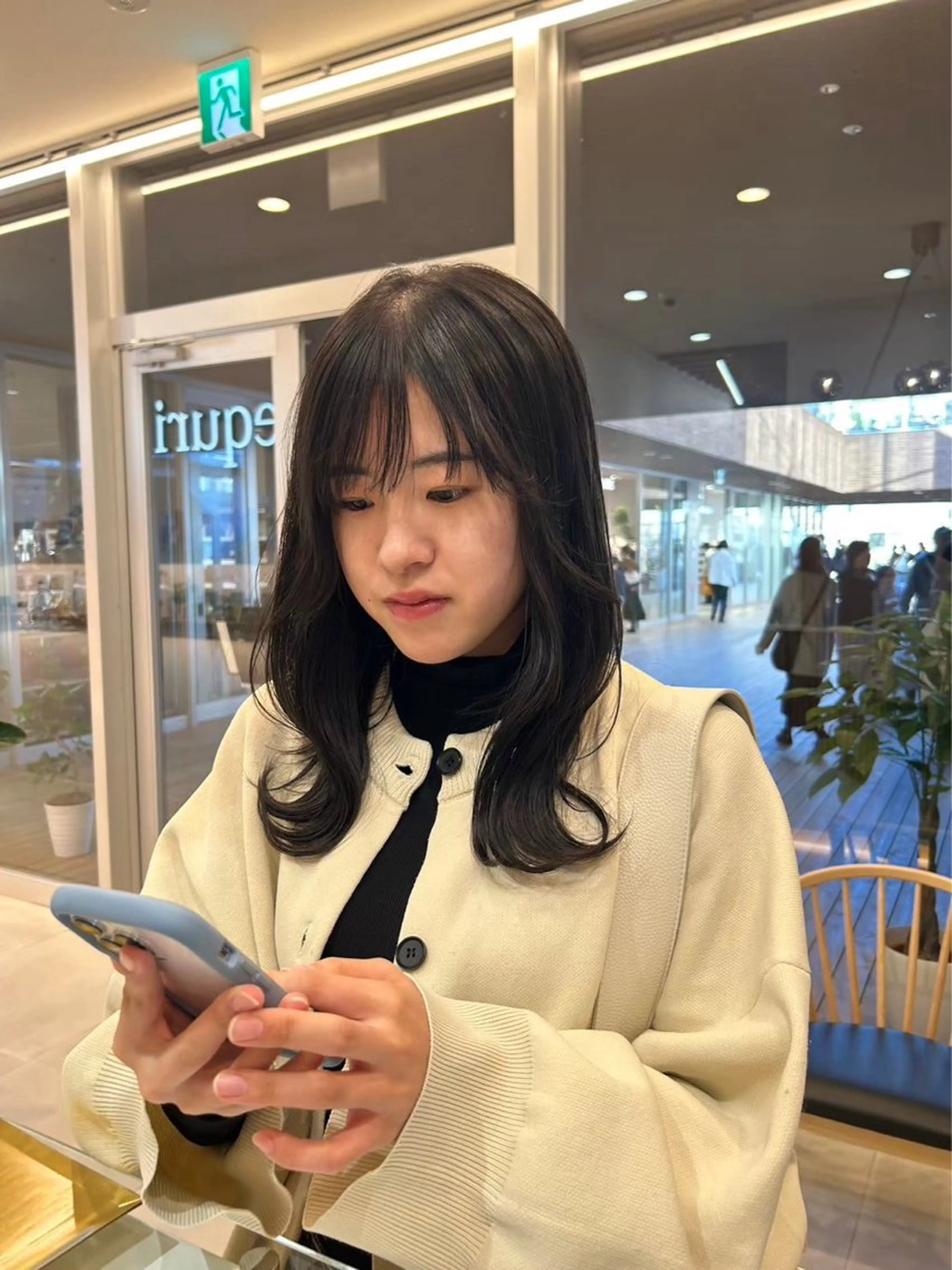 ロング 宮原 智美のヘアスタイル