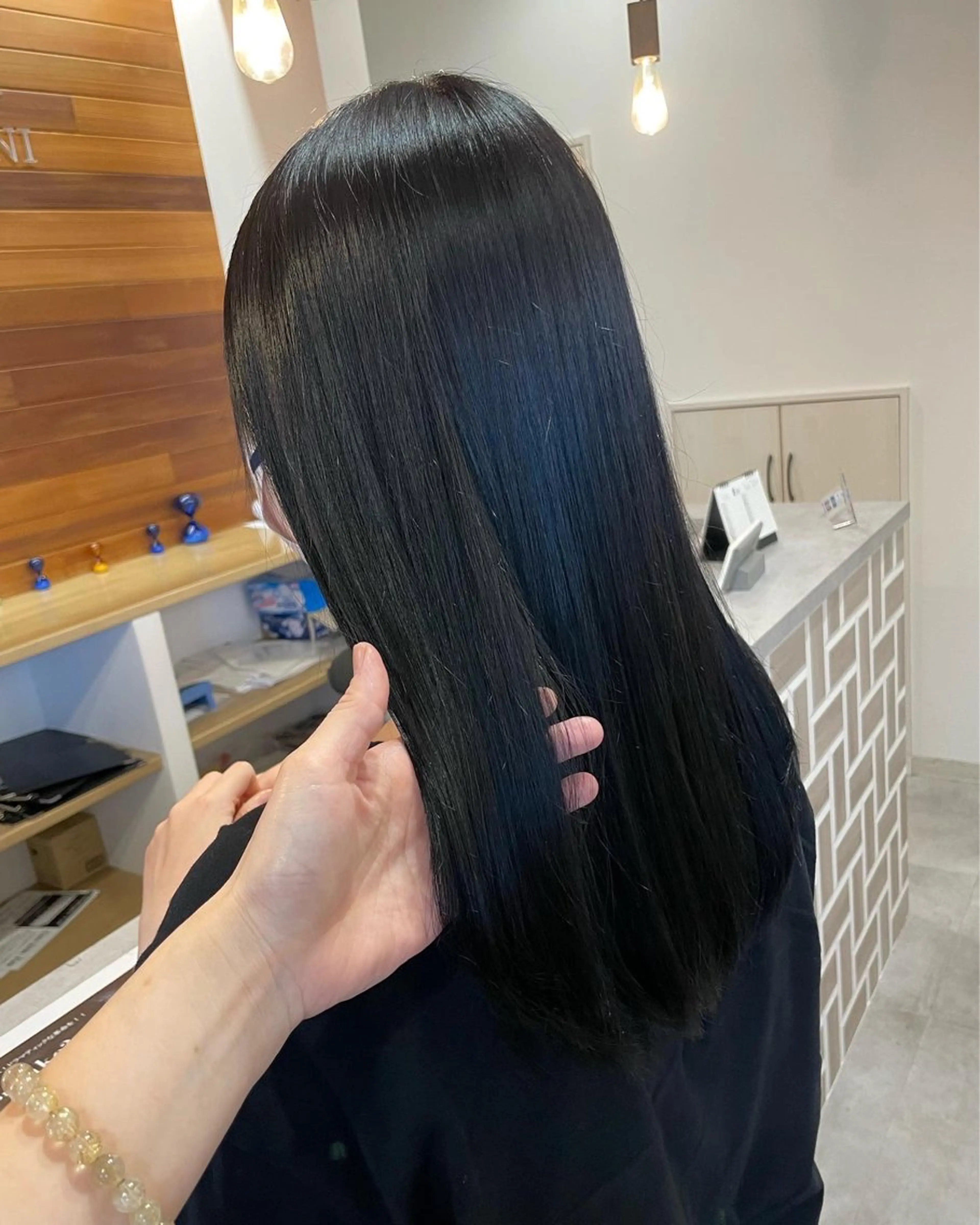 ロング カラー パーマ riddle hair(駒生)所属・山越 美裕樹のヘアスタイル