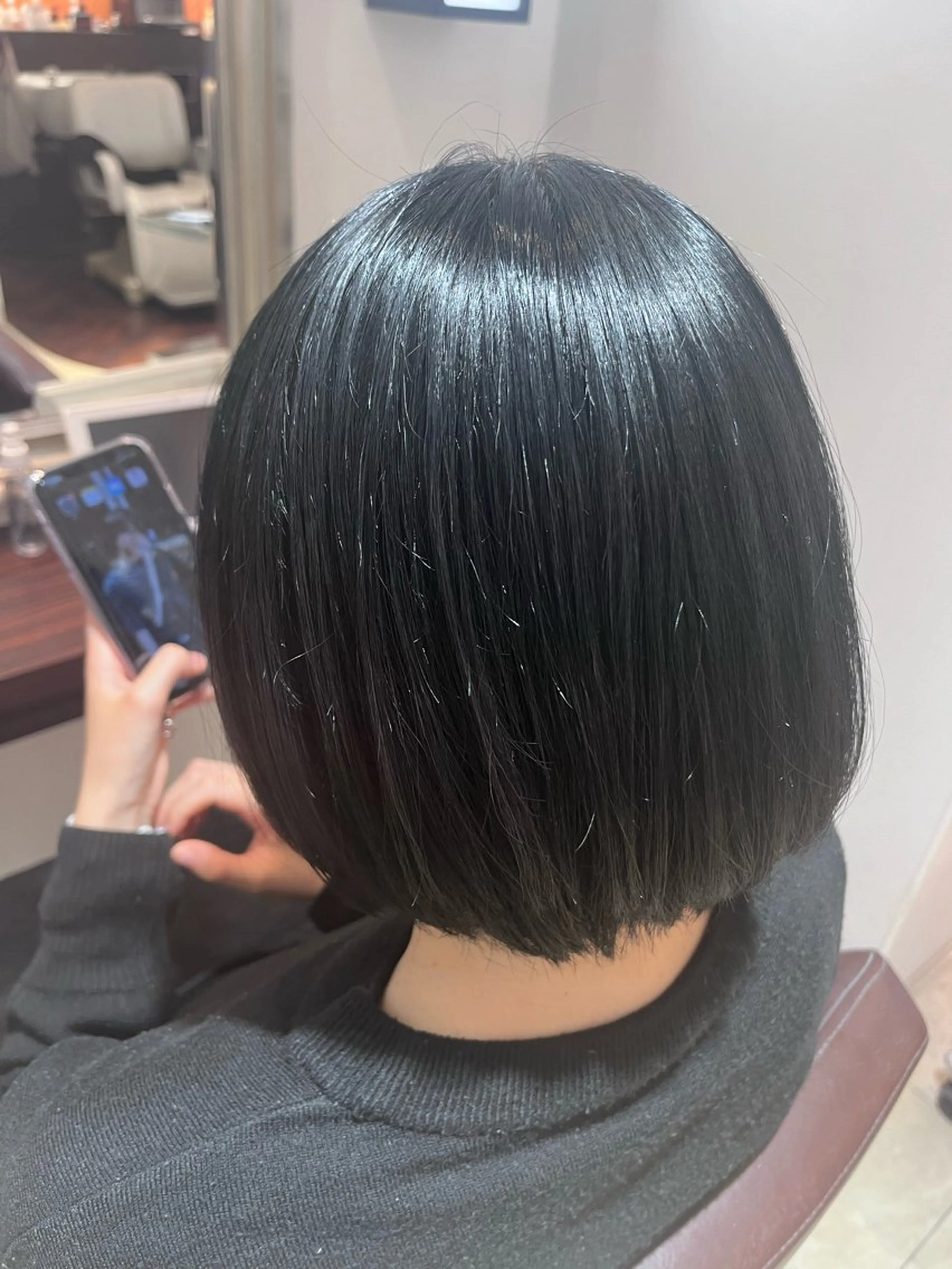 ショート カラー トバ ショウゴのヘアスタイル