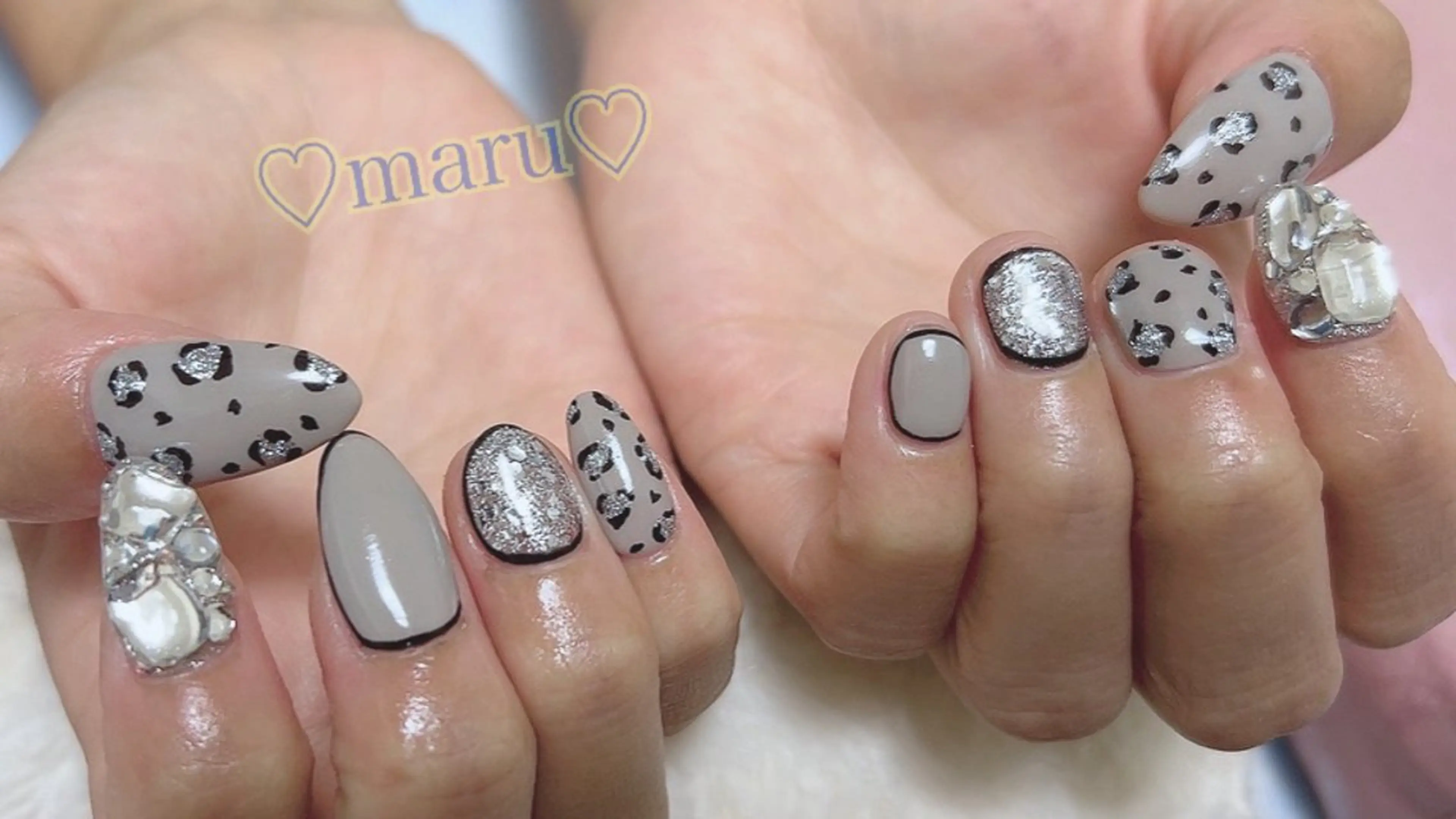 ネイル ハンドネイル フットネイル まるみ ♡のネイルデザイン