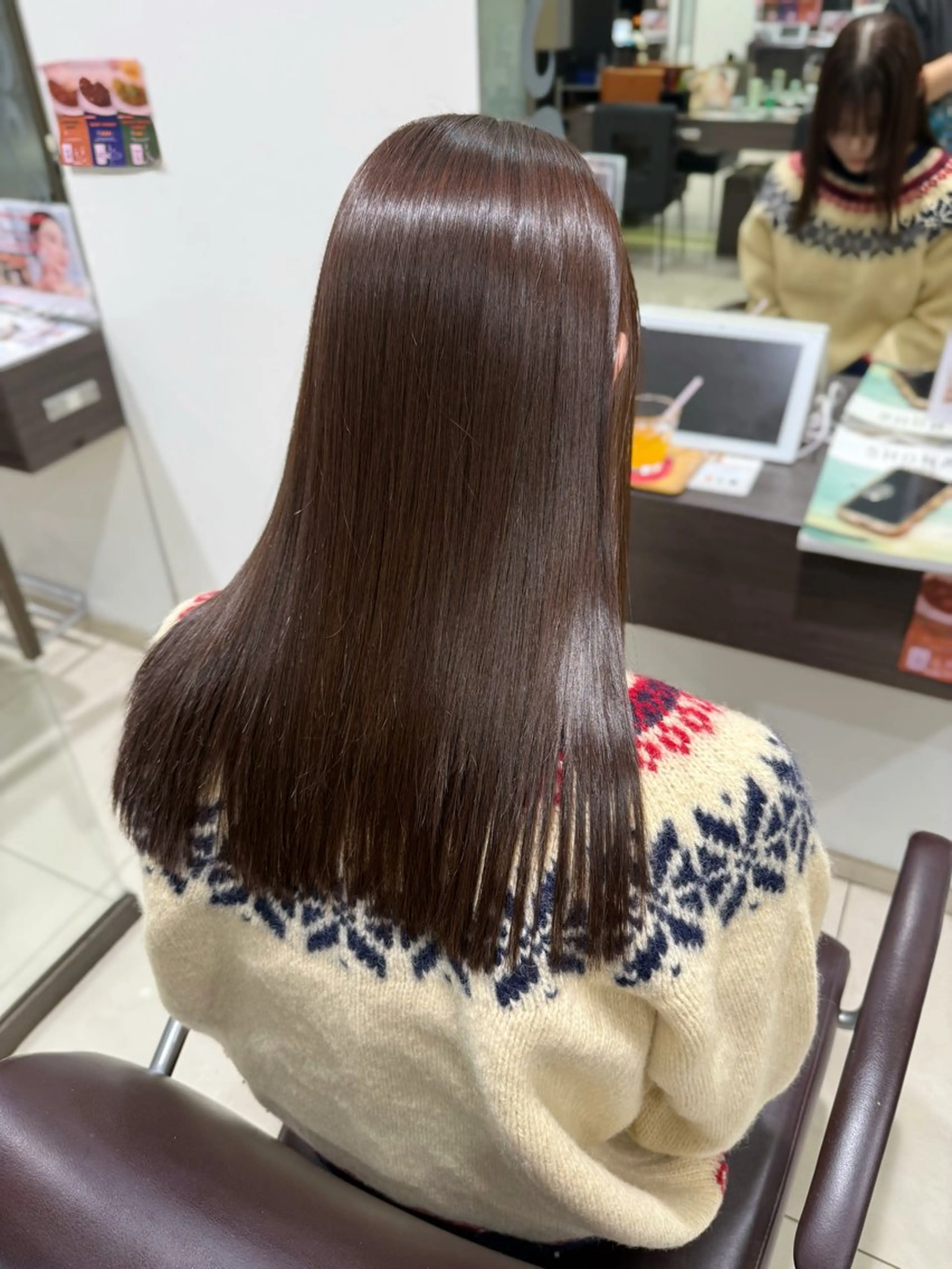ロング カラー 髪質改善 縮毛矯正 カット ヘアカラー ハイトーン/艶カラー /透明感カラー/みなのヘアスタイル