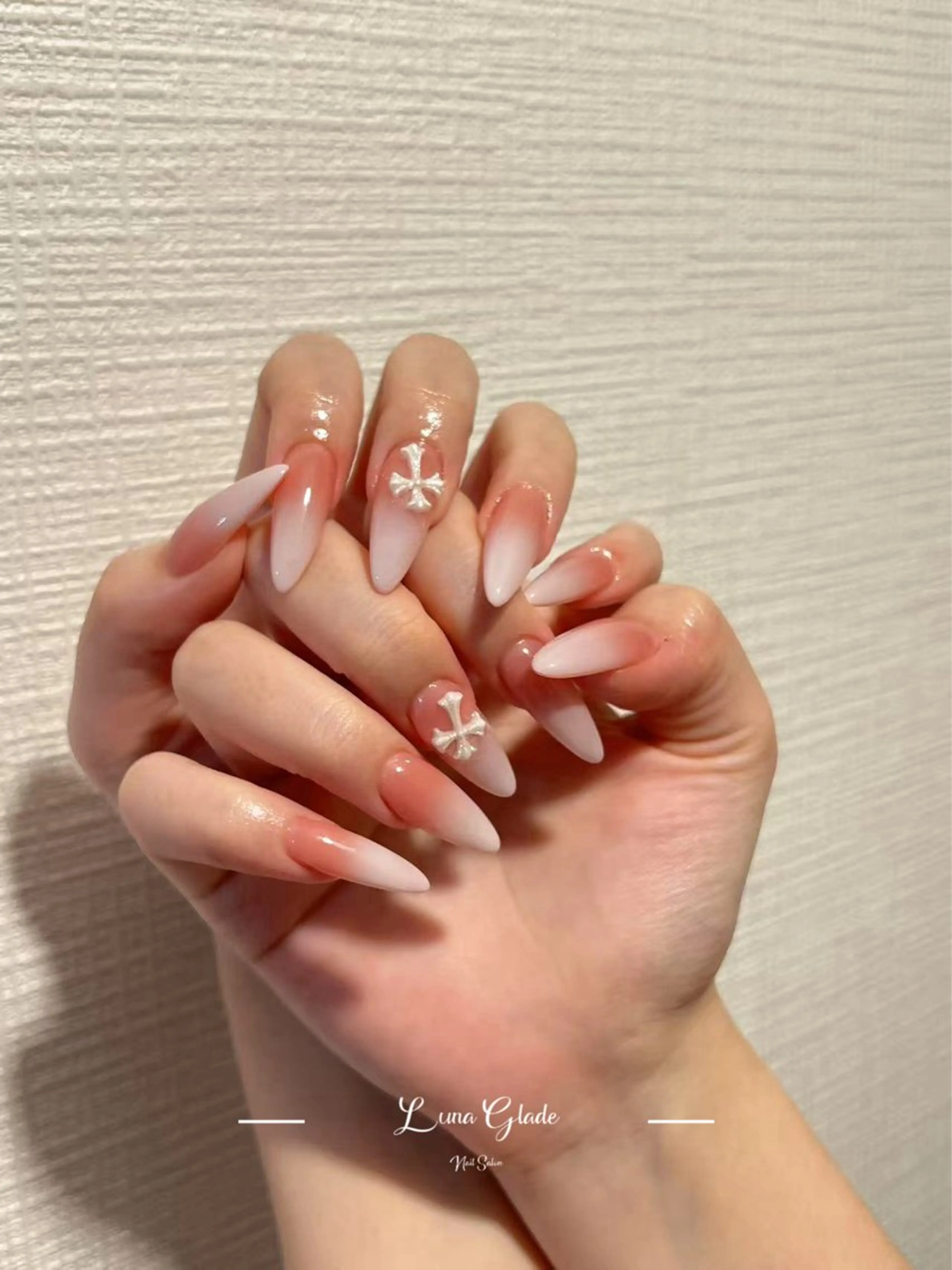 ネイル ハンドネイル Luna Glade Nail Salon所属・Luna Gladeのネイルデザイン