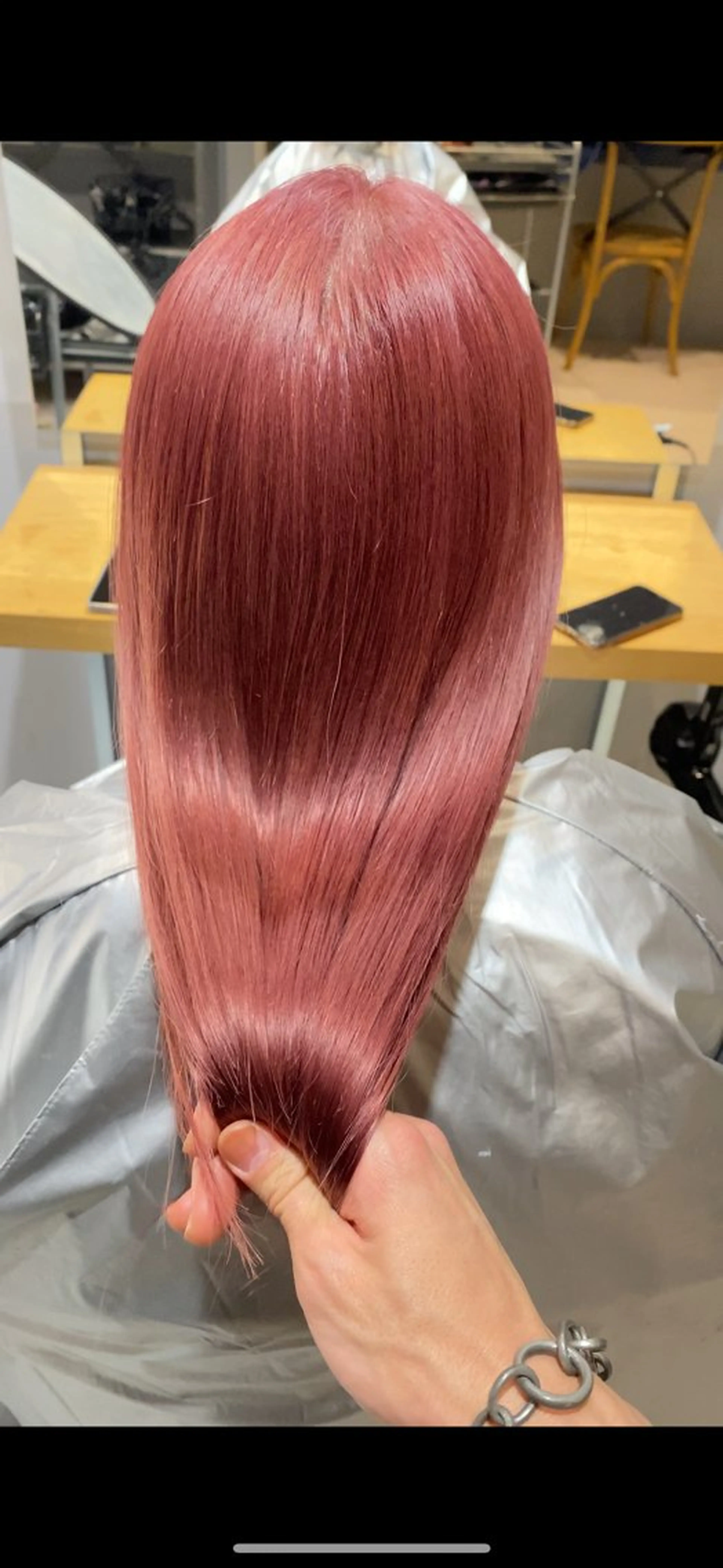 ミディアム カラー share salon OXY所属・🌈ショートの神様 🌈原田公祐のヘアスタイル