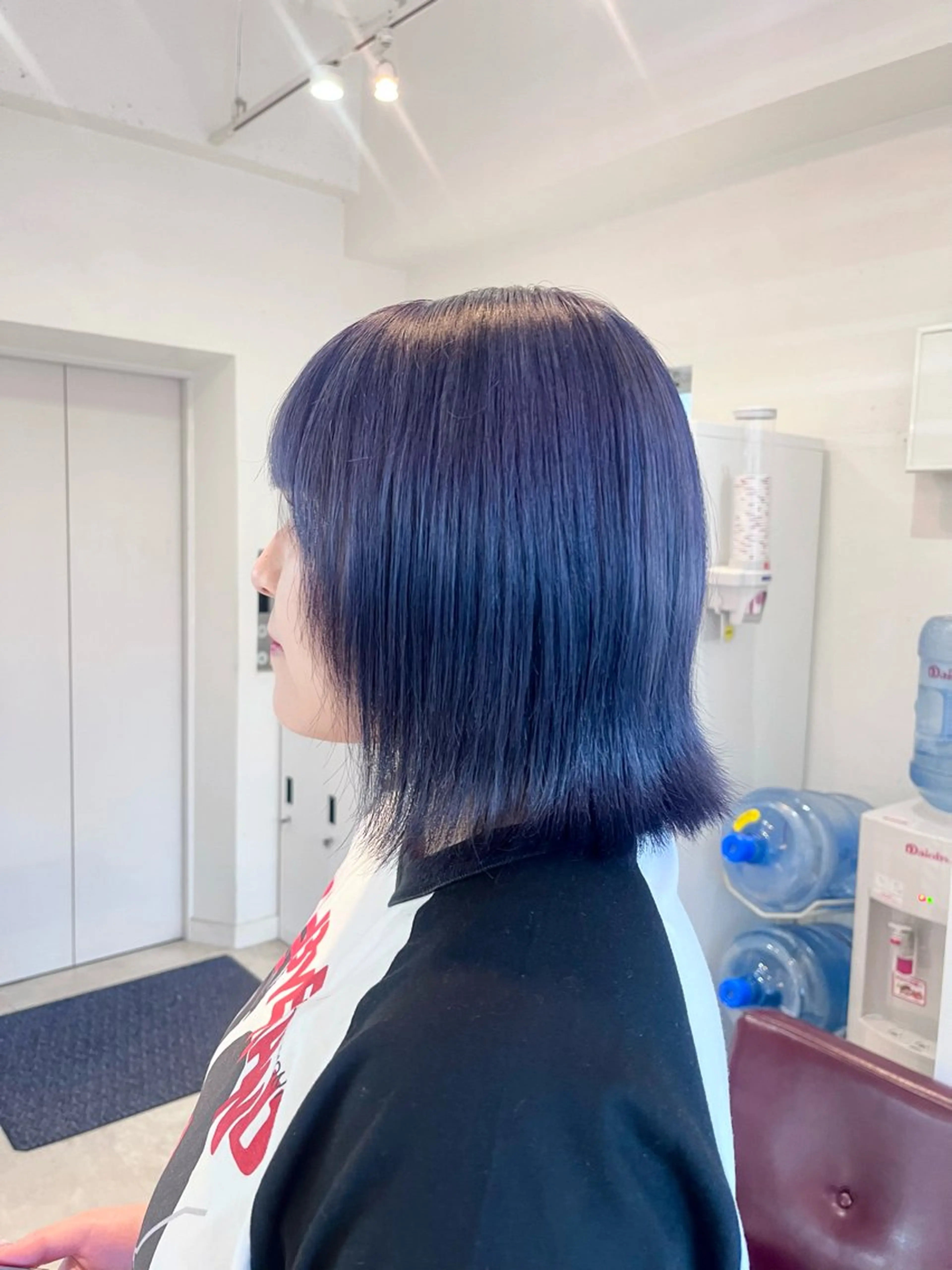ショート カラー ﾚｲﾔｰ/ﾊｲﾄｰﾝ ೀユイ🌙のヘアスタイル