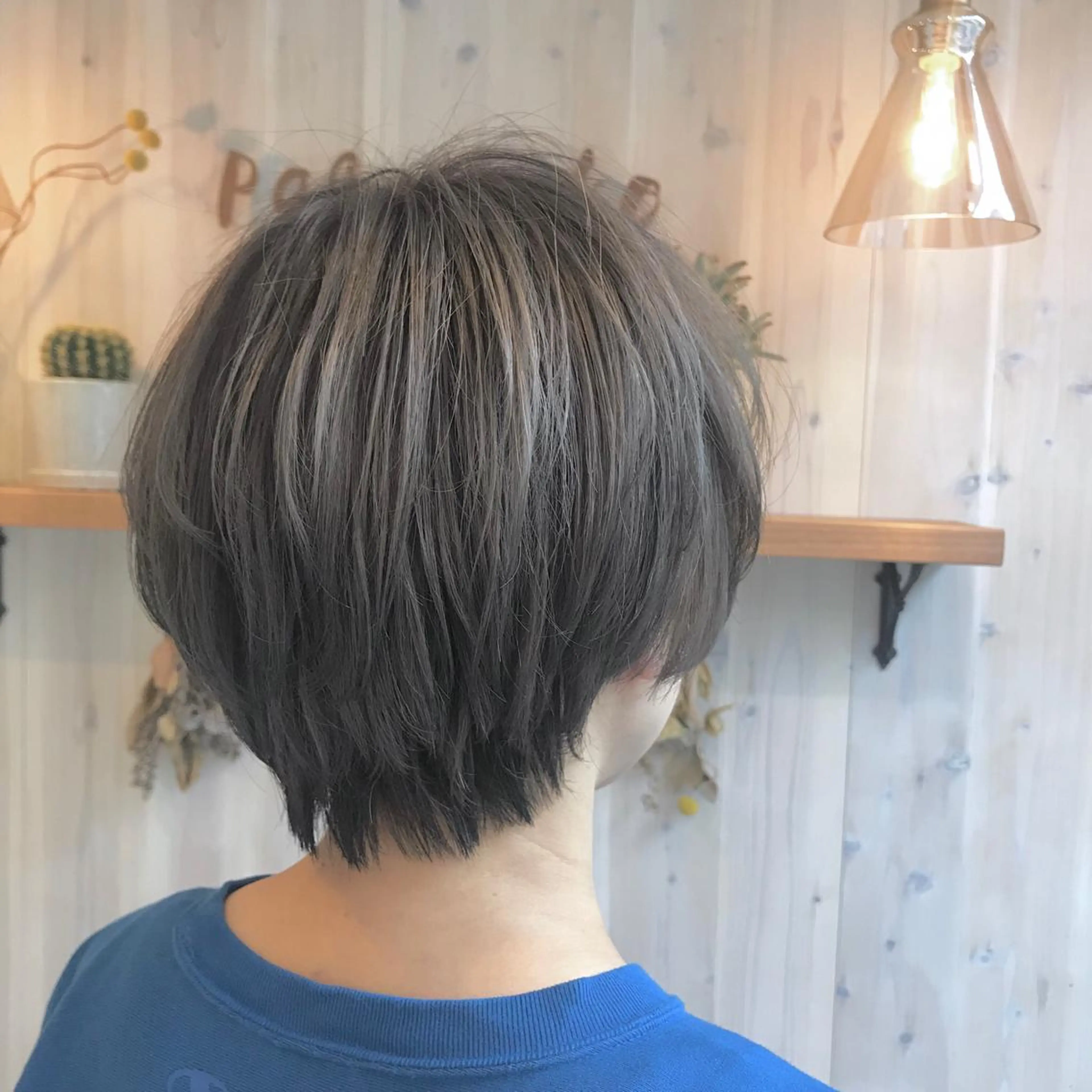 ショート カラー ハイトーンカラー ショートヘア 透明感カラー/ 寺田千雅子のヘアスタイル