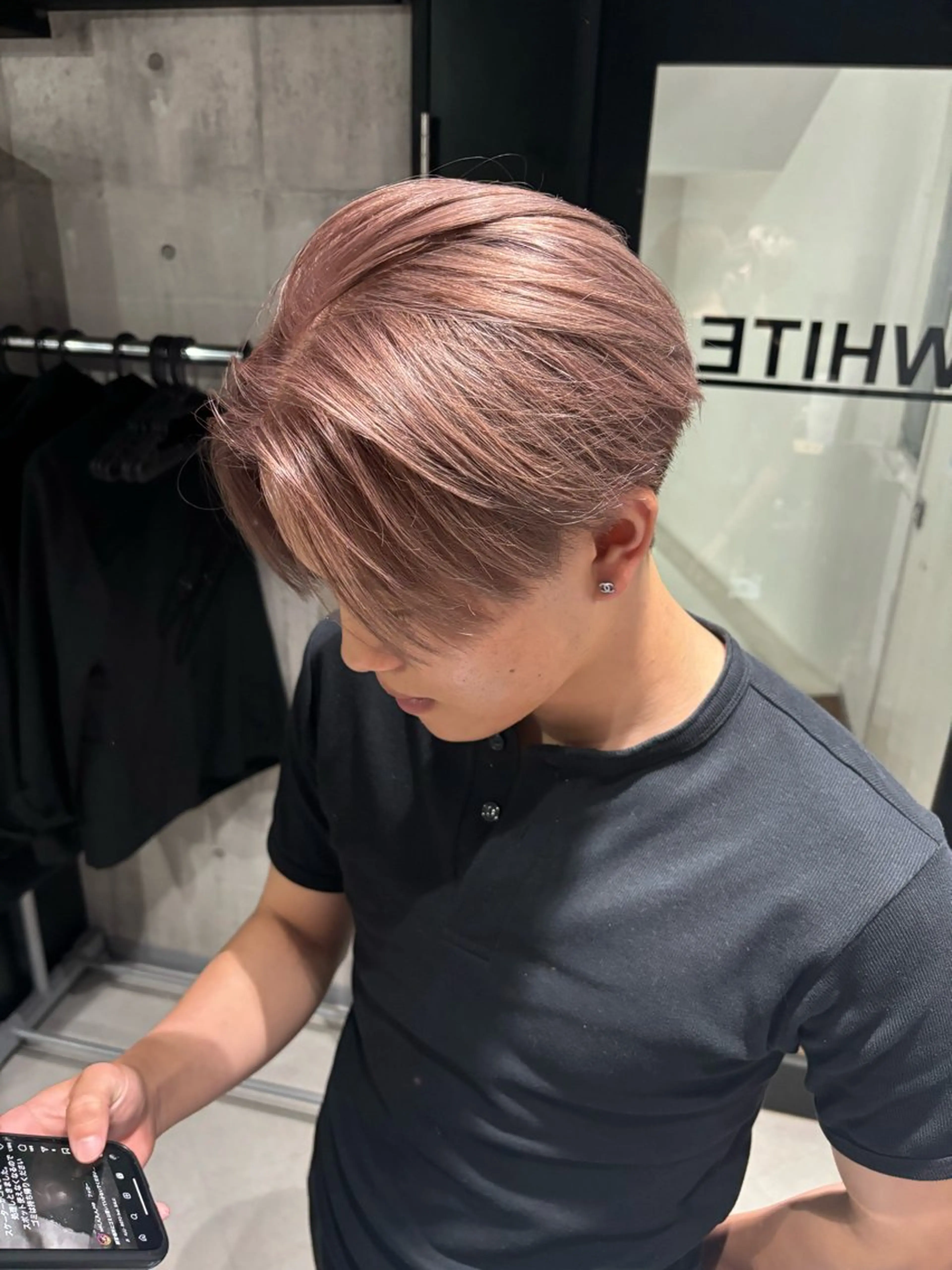 カラー メンズ ベージュカラー ミルクティーベージュ カット ヘアカラー トリートメント _white【京橋店】所属・_WHITE / KENTOのヘアスタイル