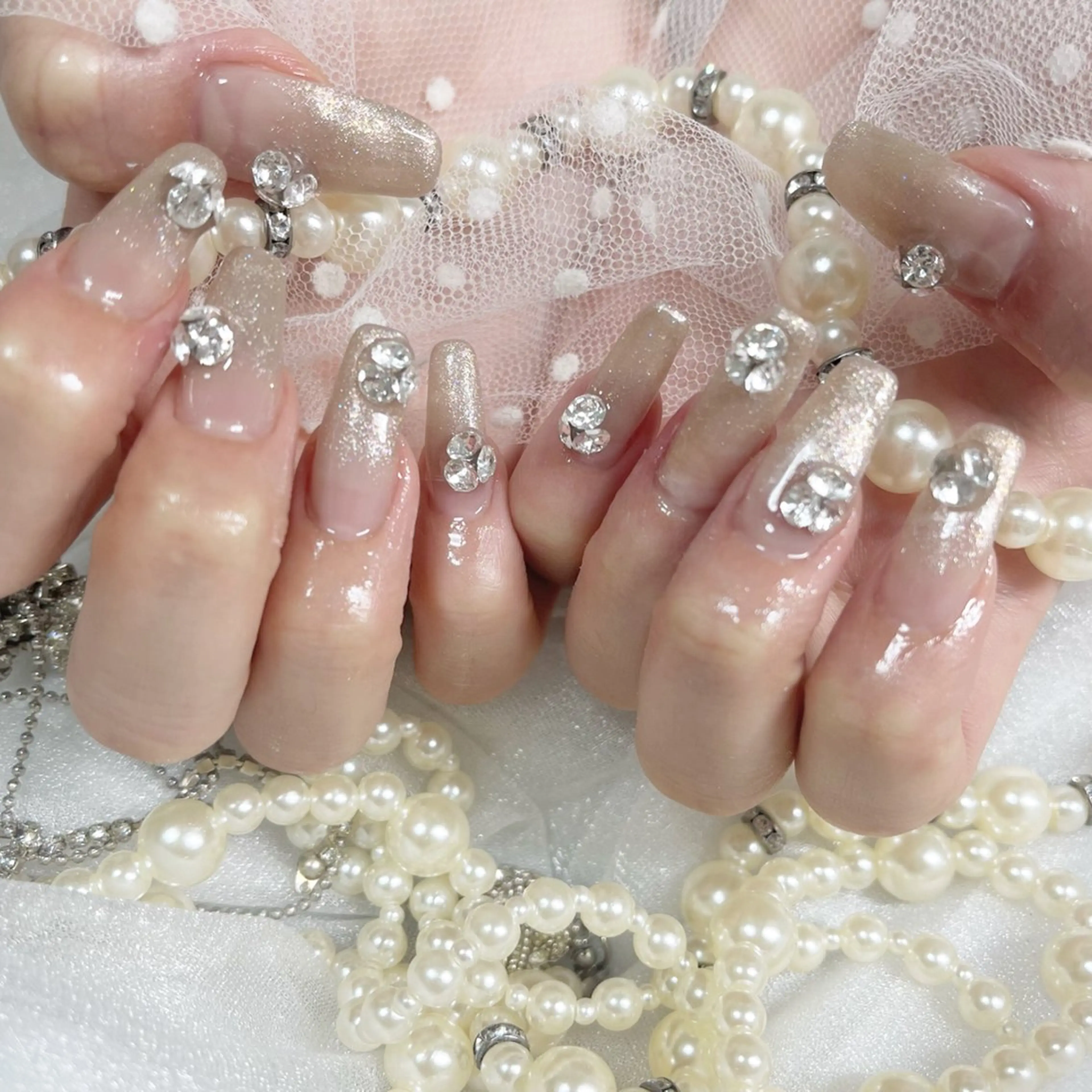 ネイル グラデーション キラキラネイル ラメ(グリッター) ラメグラデーション ワンホンネイル ハンドネイル フットネイル honu nailのネイルデザイン