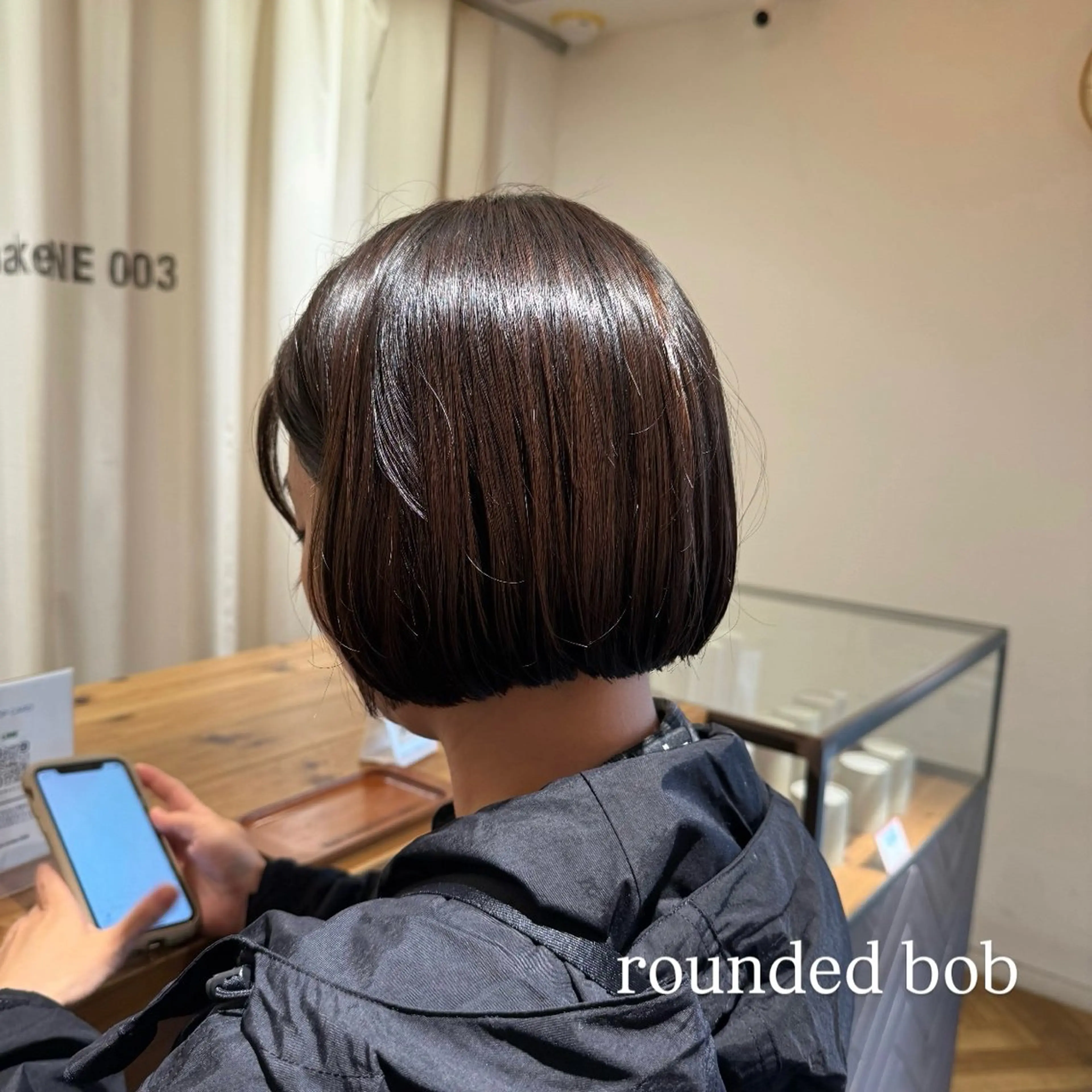 ショート カラー ヘアアレンジ ボブ カット ヘッドスパ 飯島 美海のヘアスタイル