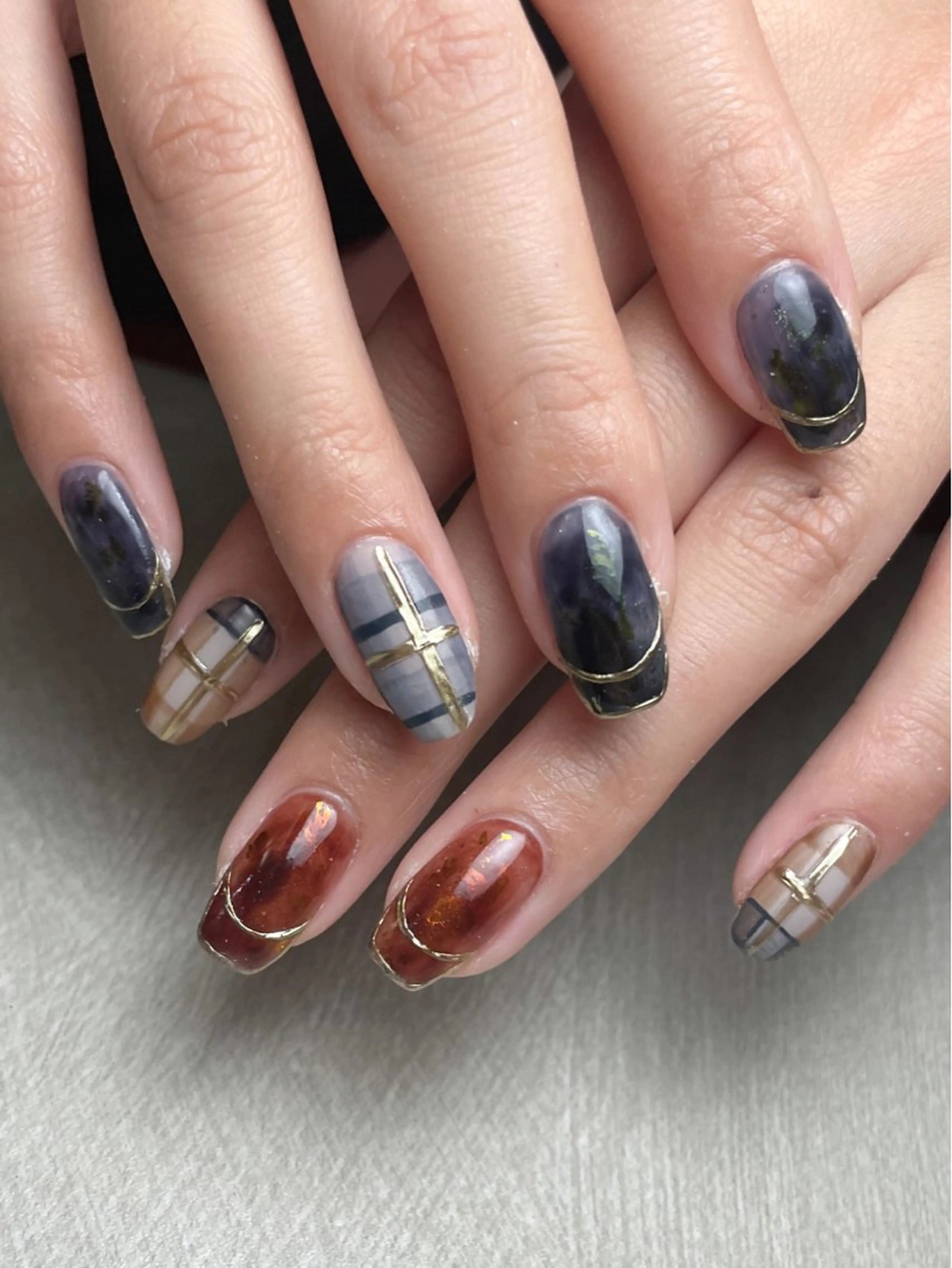 ネイル ハンドネイル atelier　FIORITURA所属・FIORITURA aiのネイルデザイン