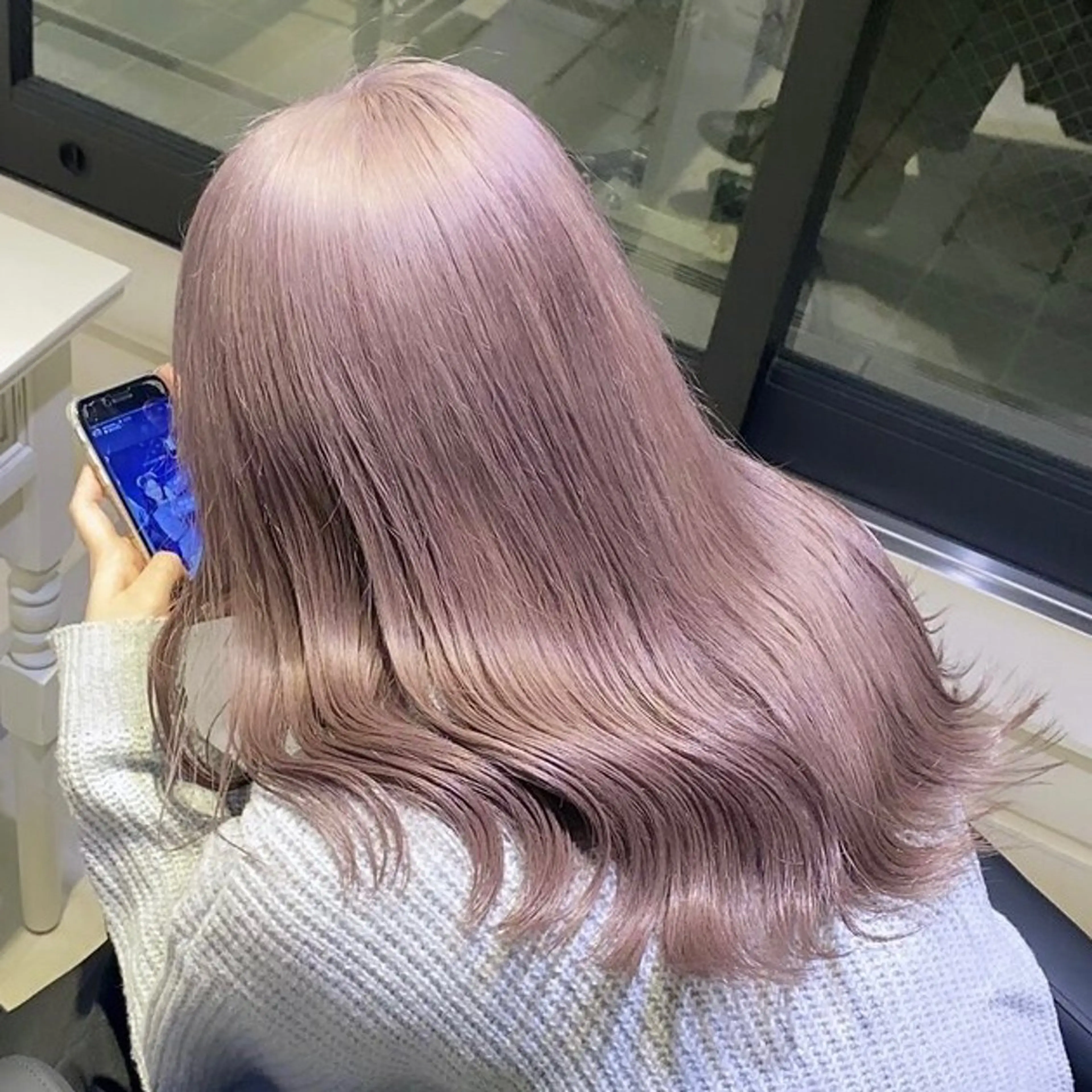 セミロング カラー ブリーチ ハイトーンカラー 💖ブリーチ/暖色 𝐘𝐮𝐢💖のヘアスタイル