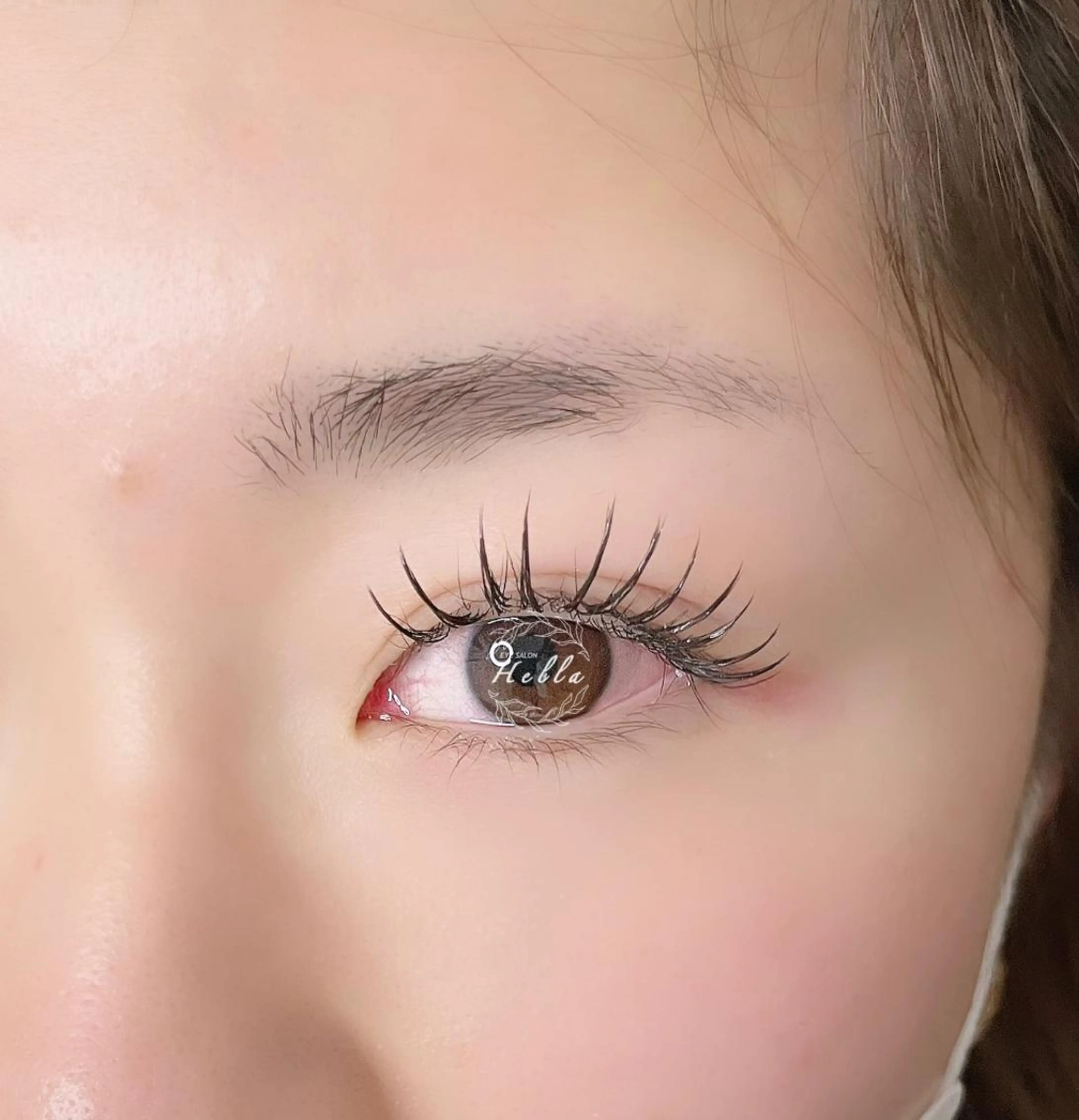 マツエク・マツパ H e l l a所属・まつげパーマ／眉毛 H e l l aの眉毛・アイブロウイメージ
