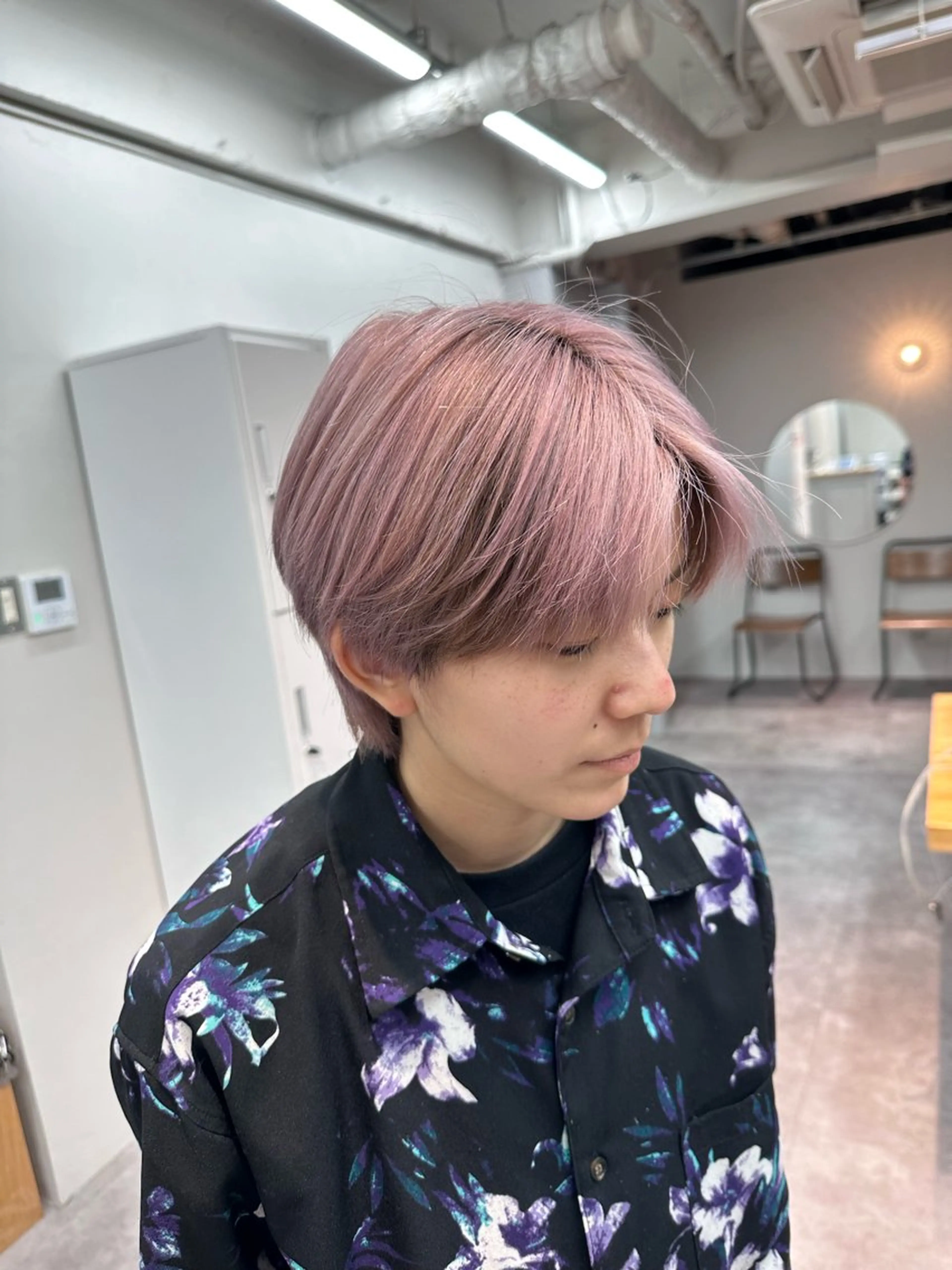 ショート カラー ミルクティーベージュ 💫HARUTOのヘアスタイル