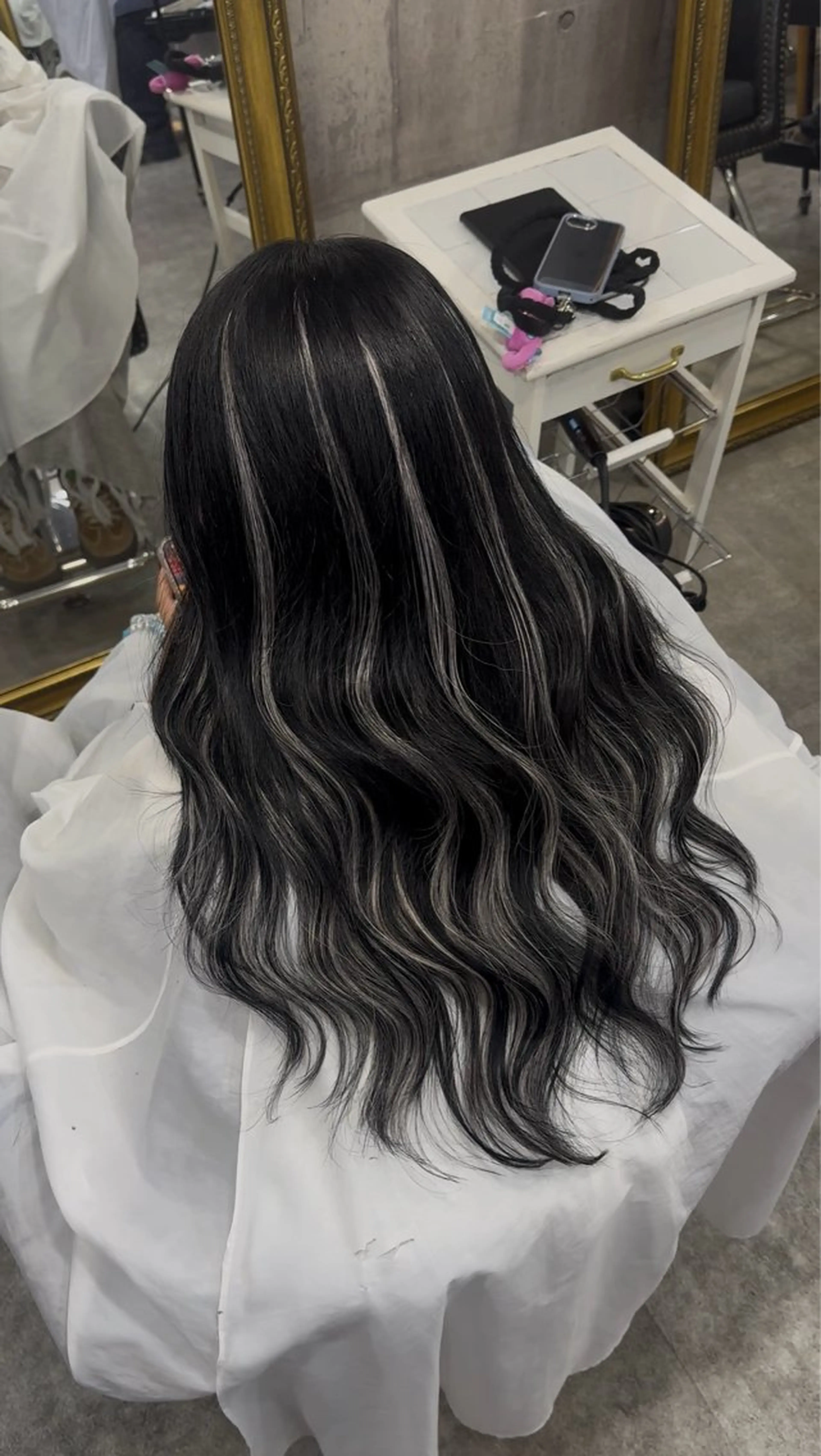 ロング ハイライト ヘアカラー エクステ MIRAC所属・uda 抜きっぱなし ブロンド/ハイトーンのヘアスタイル