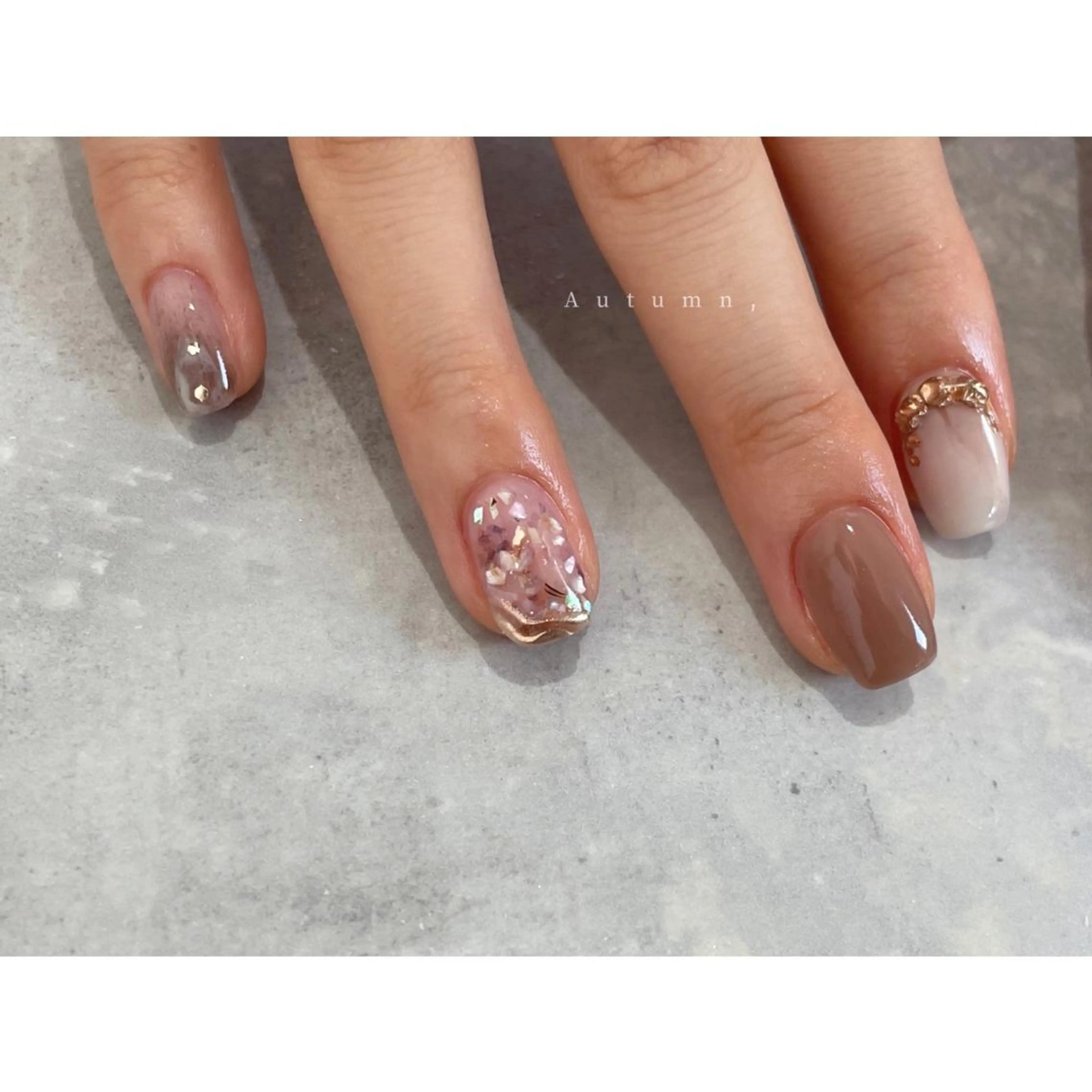 ネイル アートネイル ミラーネイル ニュアンスネイル オフィスネイル ワンカラーネイル ハンドネイル lacier nailのネイルデザイン