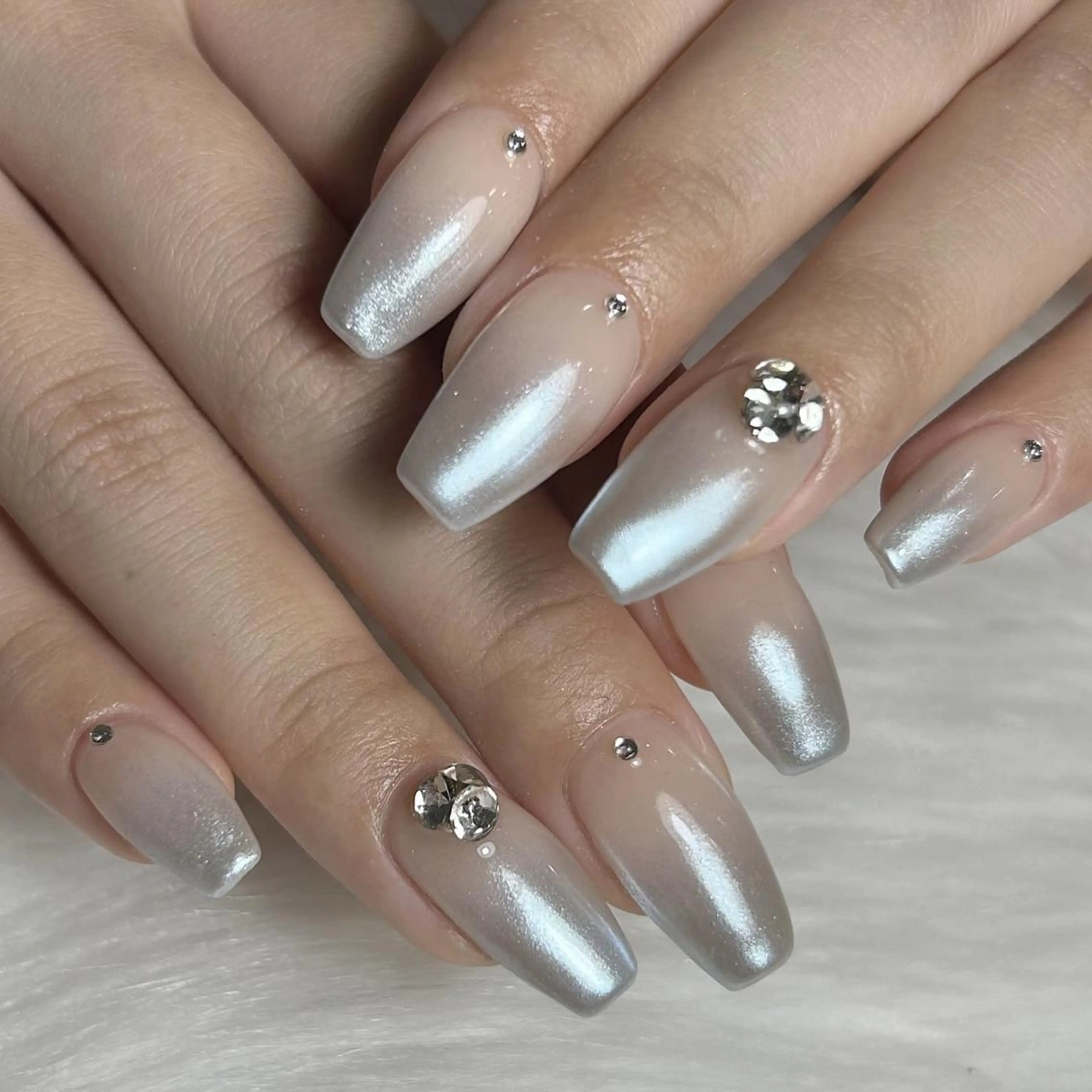ネイル ハンドネイル REBEST南森町 nail🪽のネイルデザイン