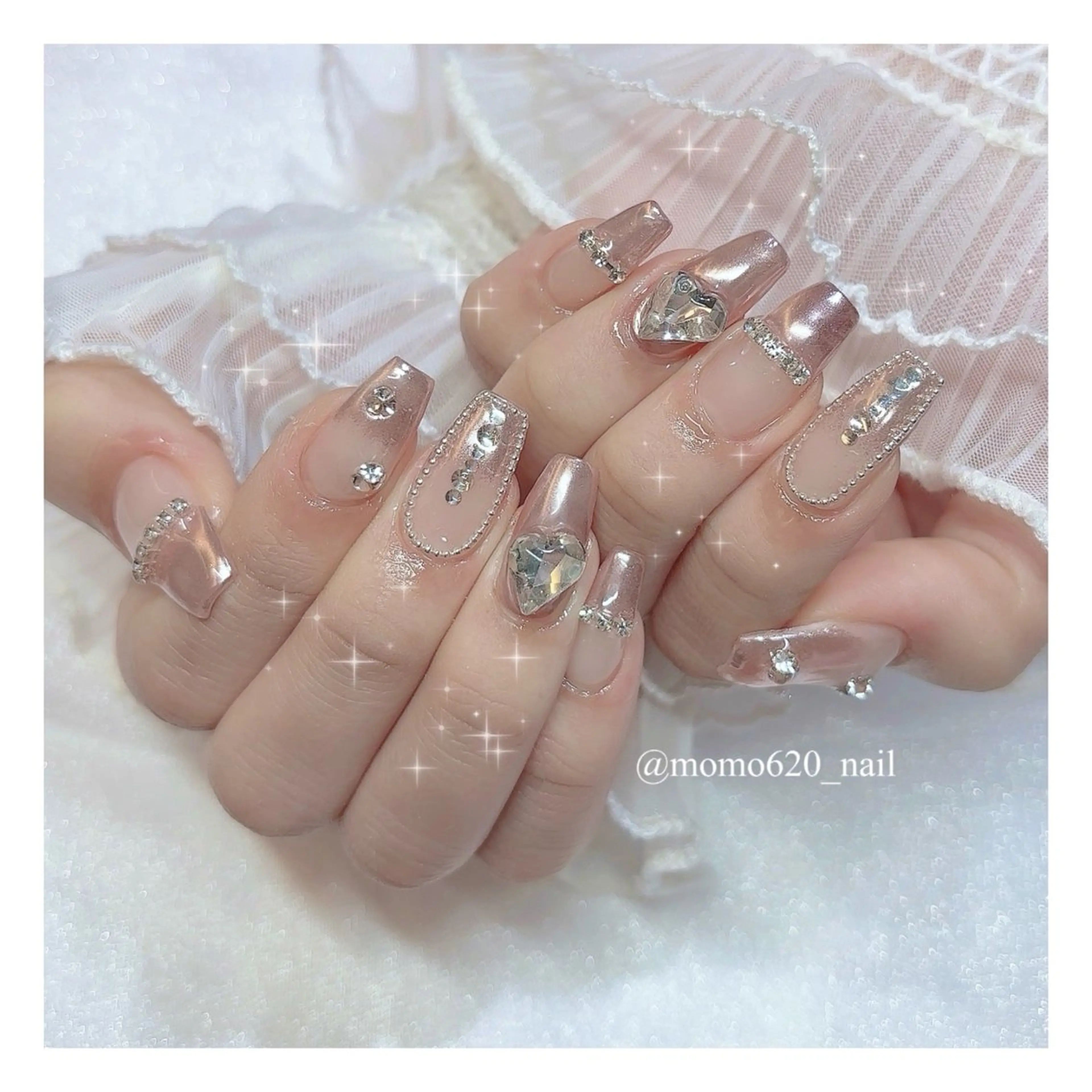 ネイル ミラーネイル ピンク nailsalon moca 堀江店所属・moca堀江店 momokaのネイルデザイン
