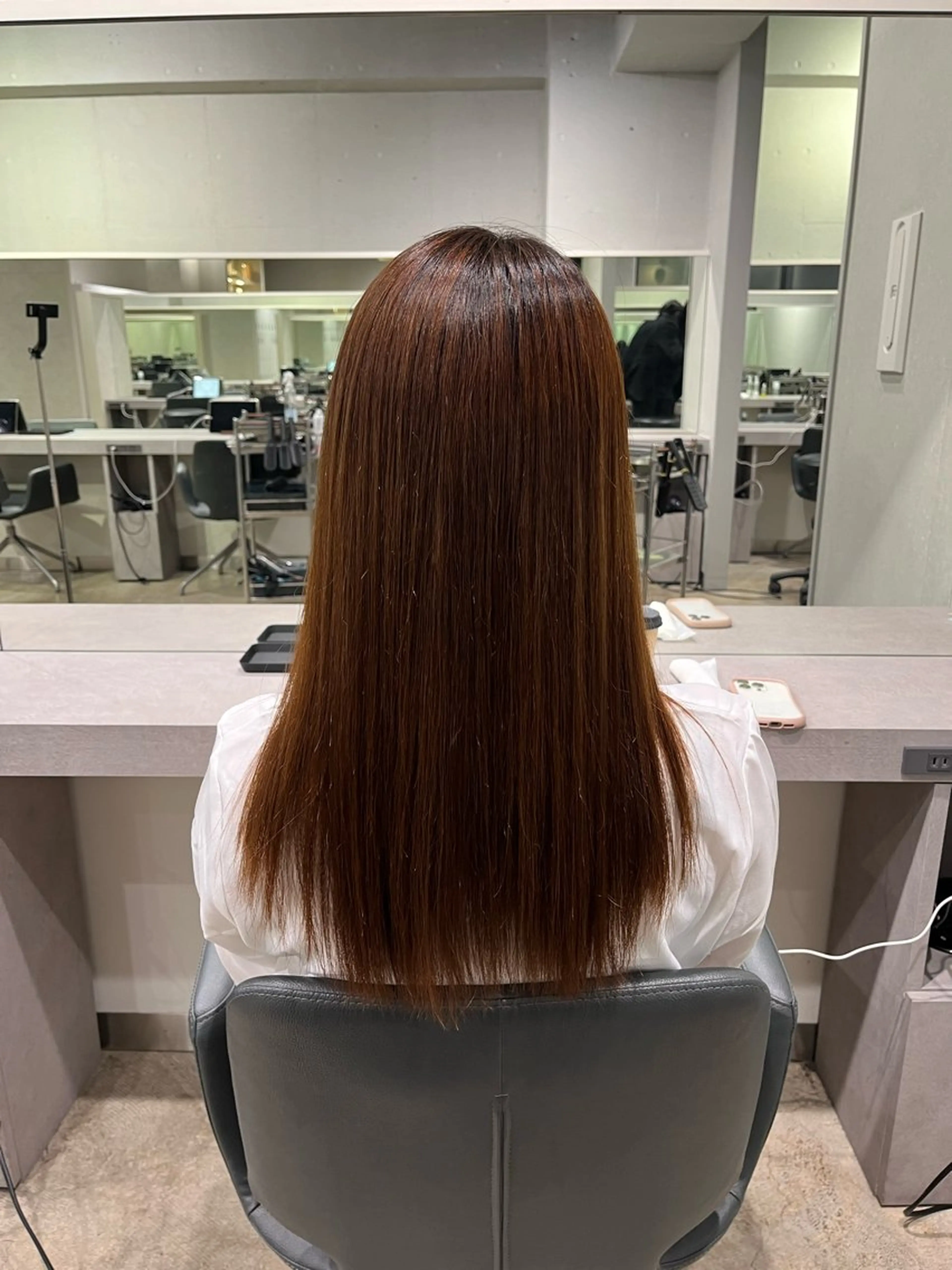 セミロング パーマ 縮毛矯正 縮毛矯正 韓国風レイヤー特化 いくたのヘアスタイル