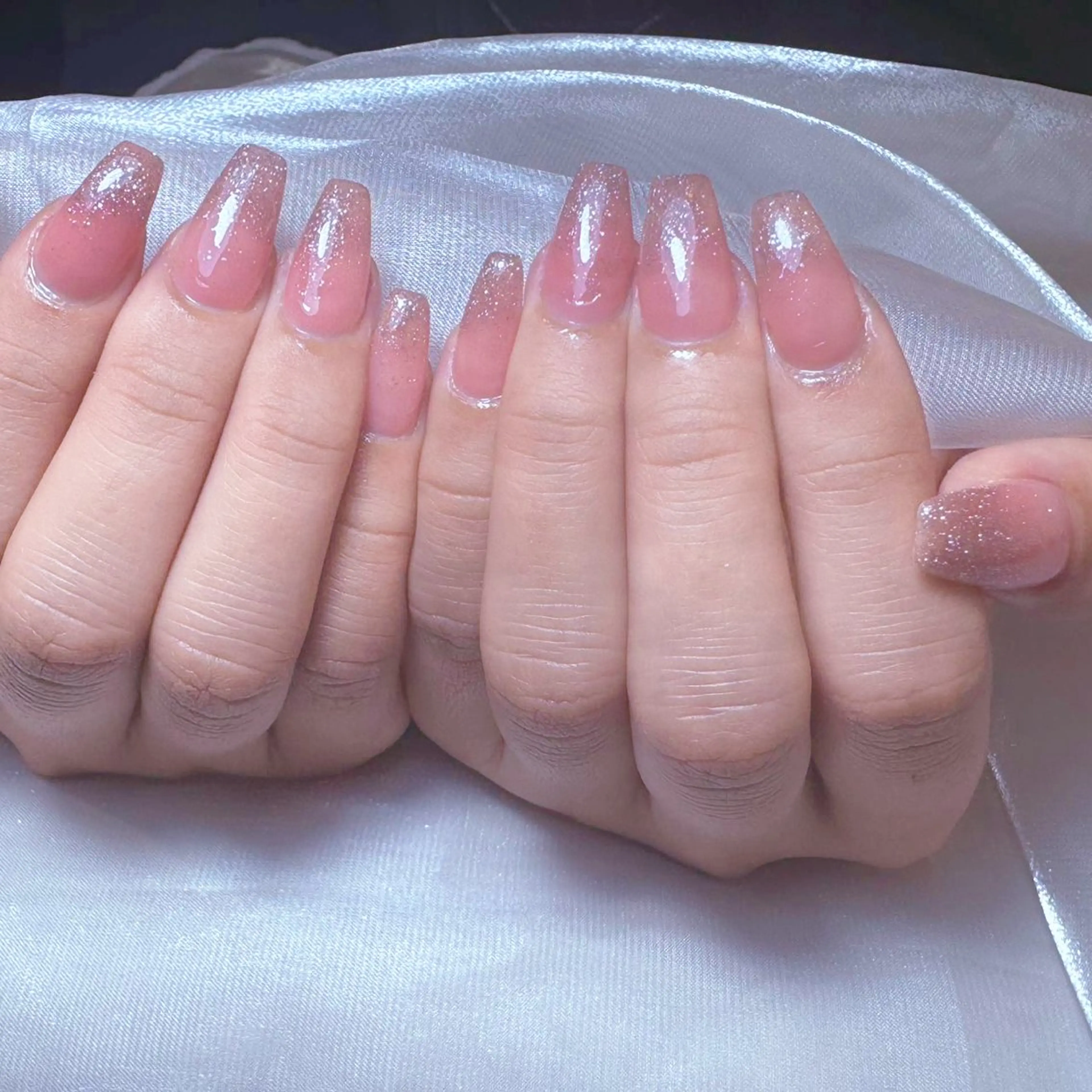 ネイル アートネイル オーロラネイル ガーリー キラキラネイル 韓国ネイル Yuki 🍁のネイルデザイン