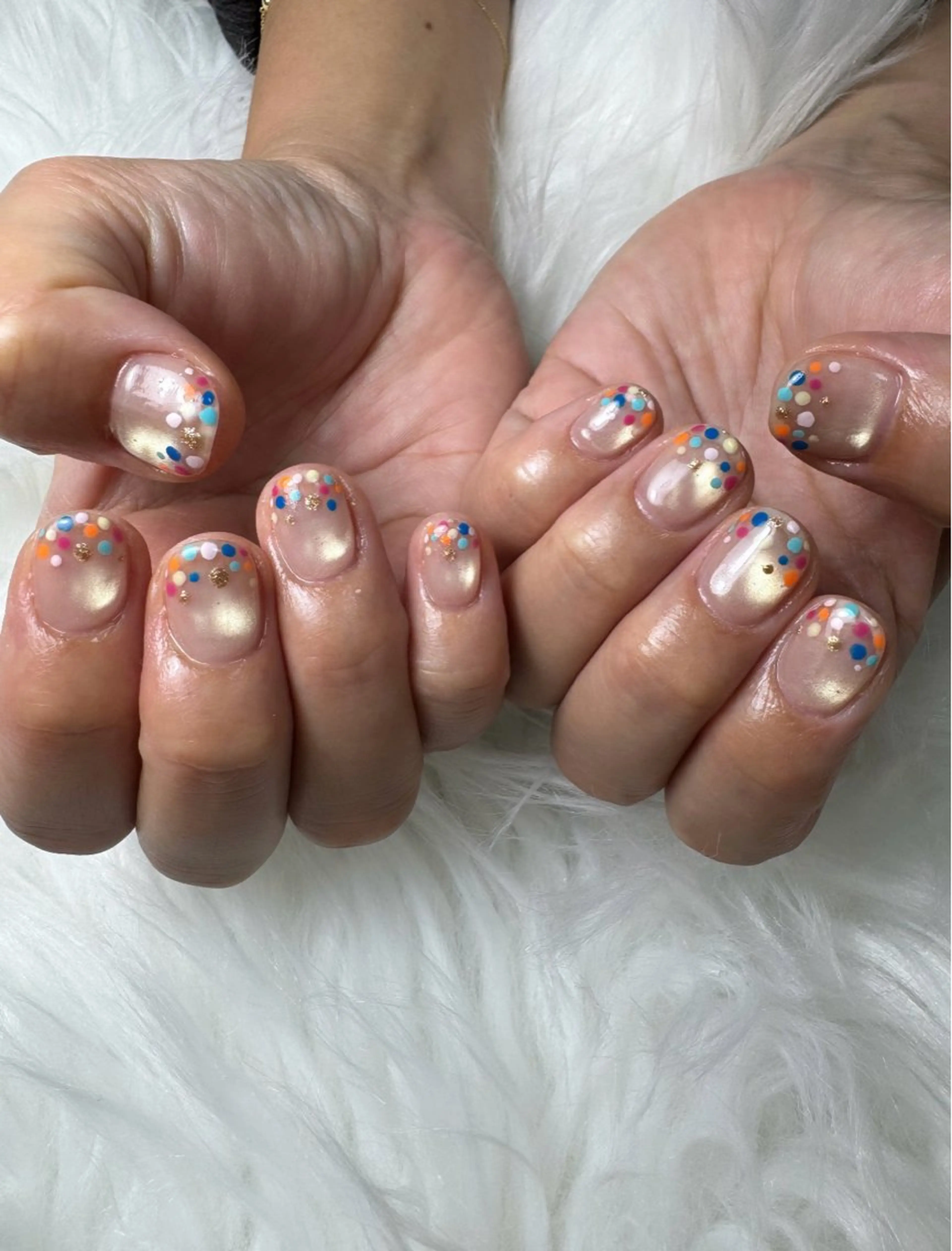 ネイル ドット フレンチネイル ジェルネイル マグネットネイル 持ち込み ハンドネイル flowers nailのネイルデザイン