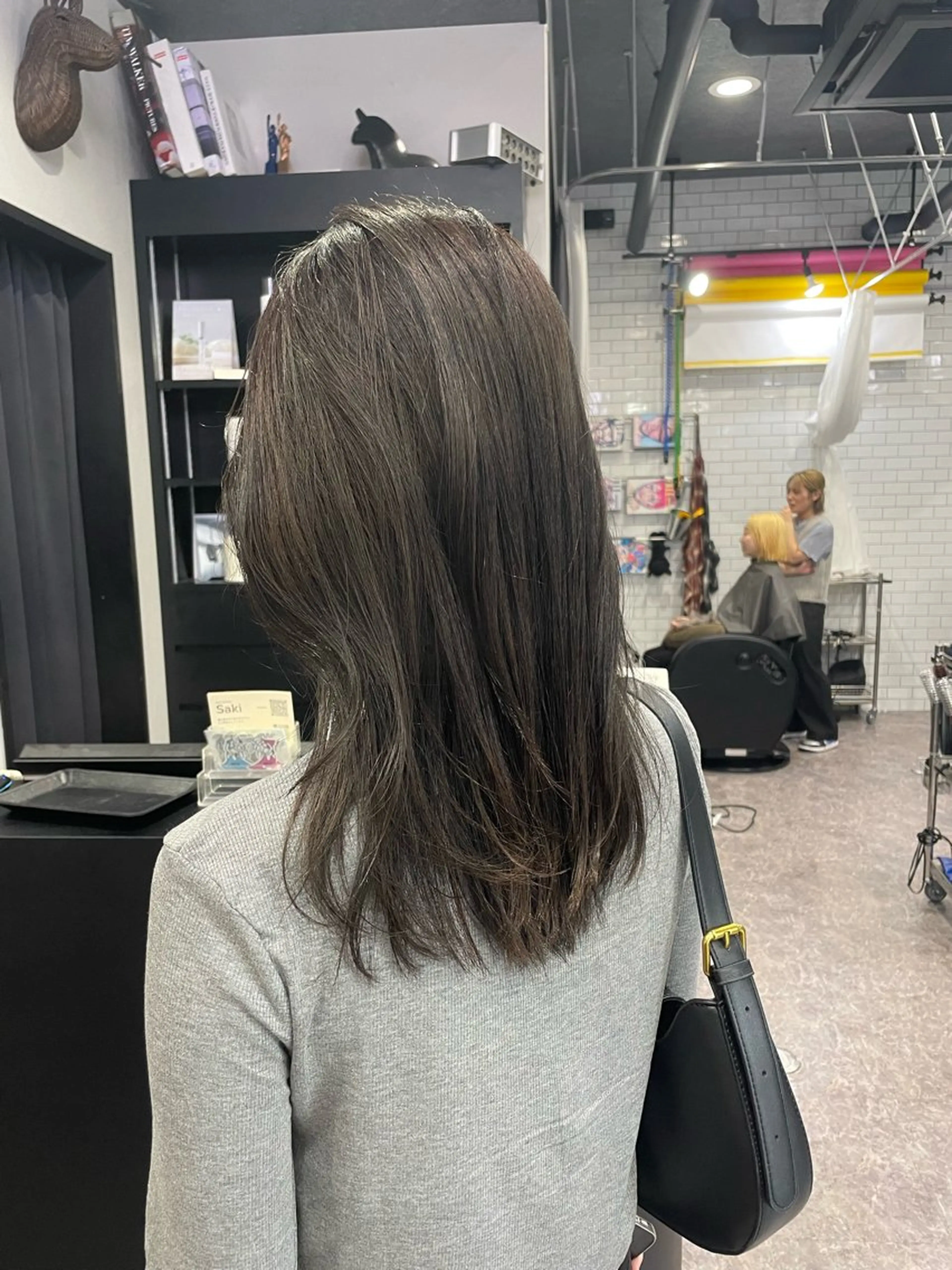ロング カット ヘアカラー 友滝 真菜美のヘアスタイル