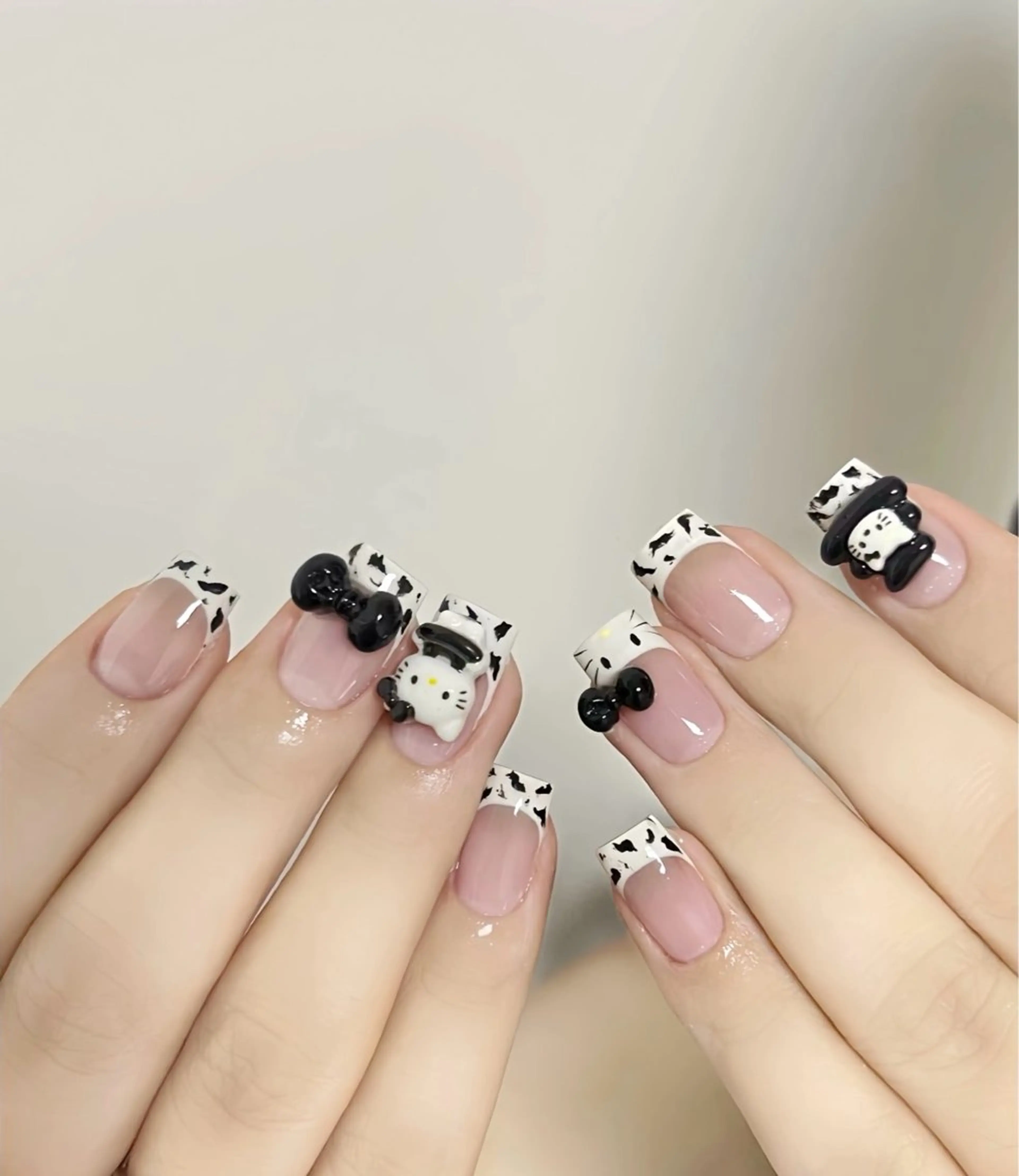 ネイル アートネイル オーロラネイル チークネイル フレンチネイル ガラスフレンチ ハンドネイル 🎀🎀YooLi Nail Salonのネイルデザイン