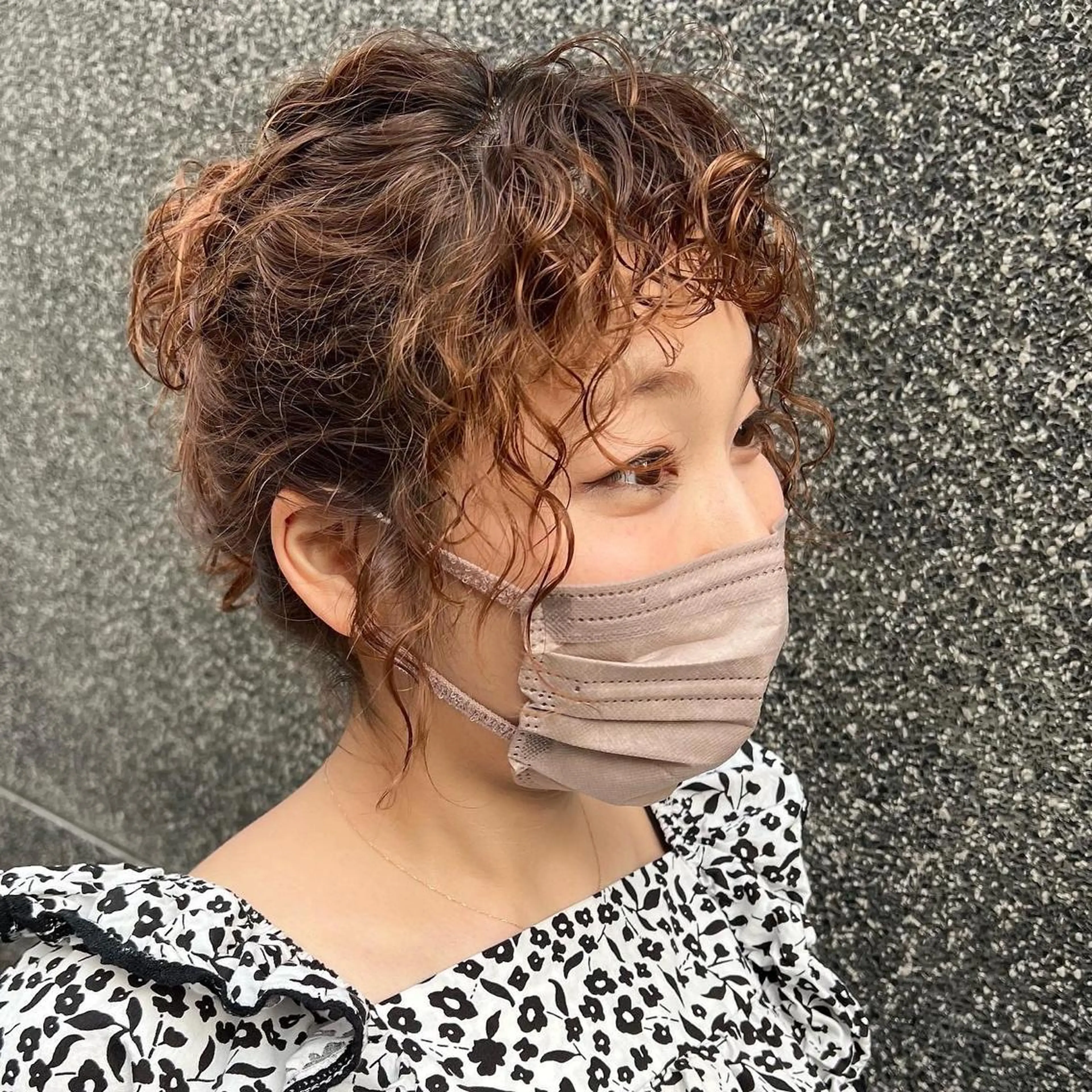 セミロング パーマ セミロングパーマ Nico所属・Nico🌛 Karenのネイルデザイン