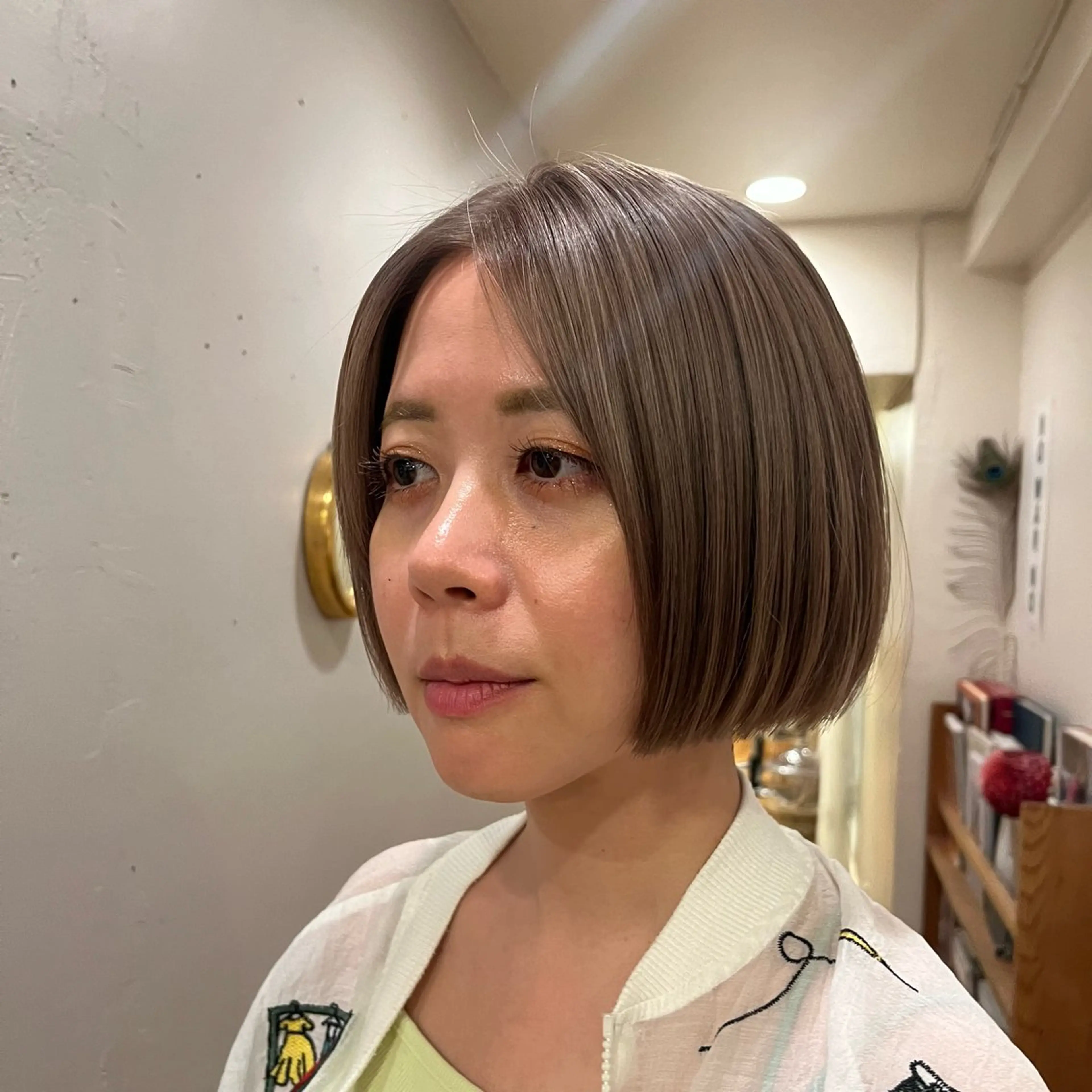 ショート カラー 藤川 りんとのヘアスタイル