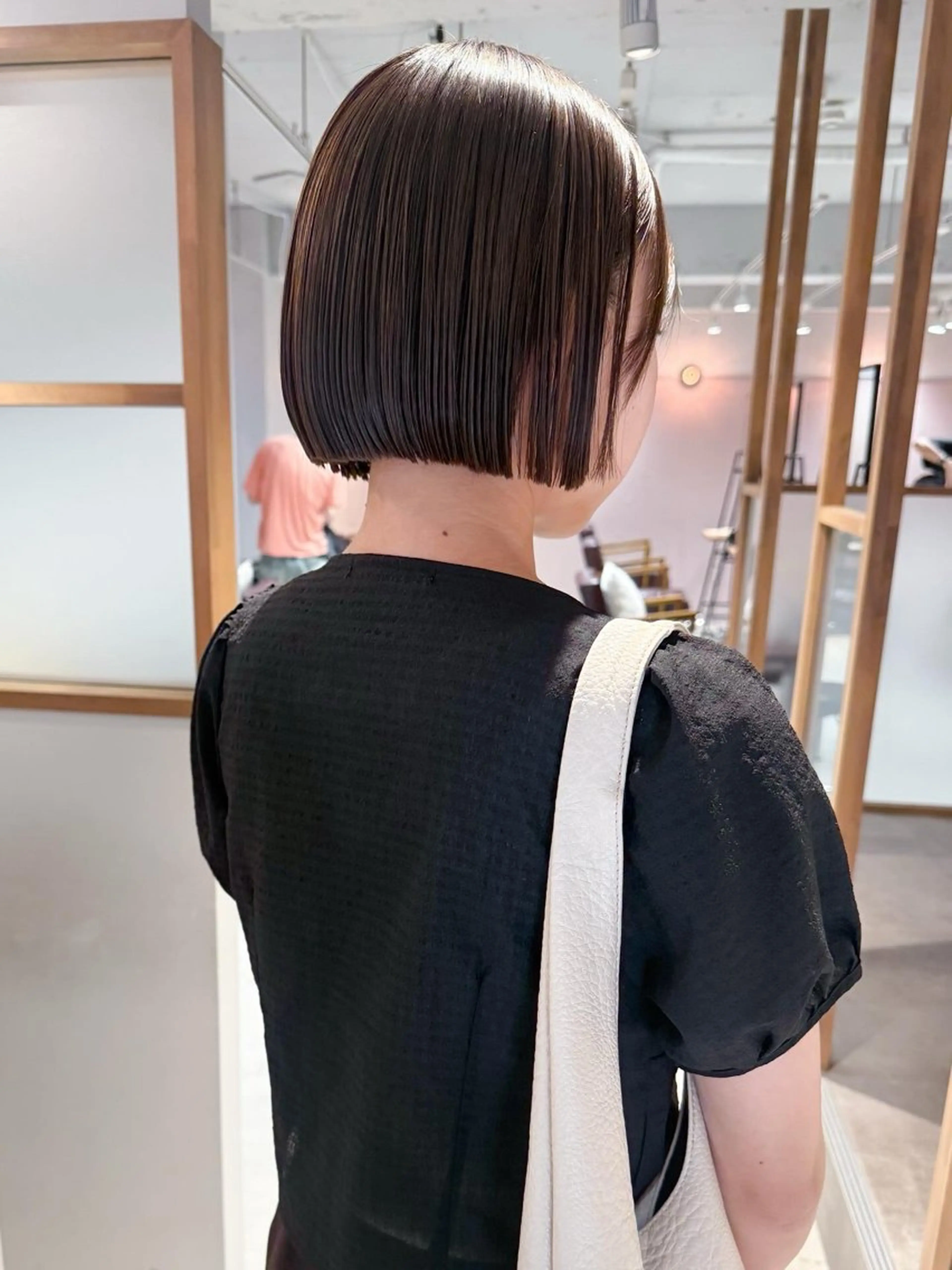 ショート カット 似合わせぷつっとボブ 縮毛矯正 久保田彩菜のヘアスタイル