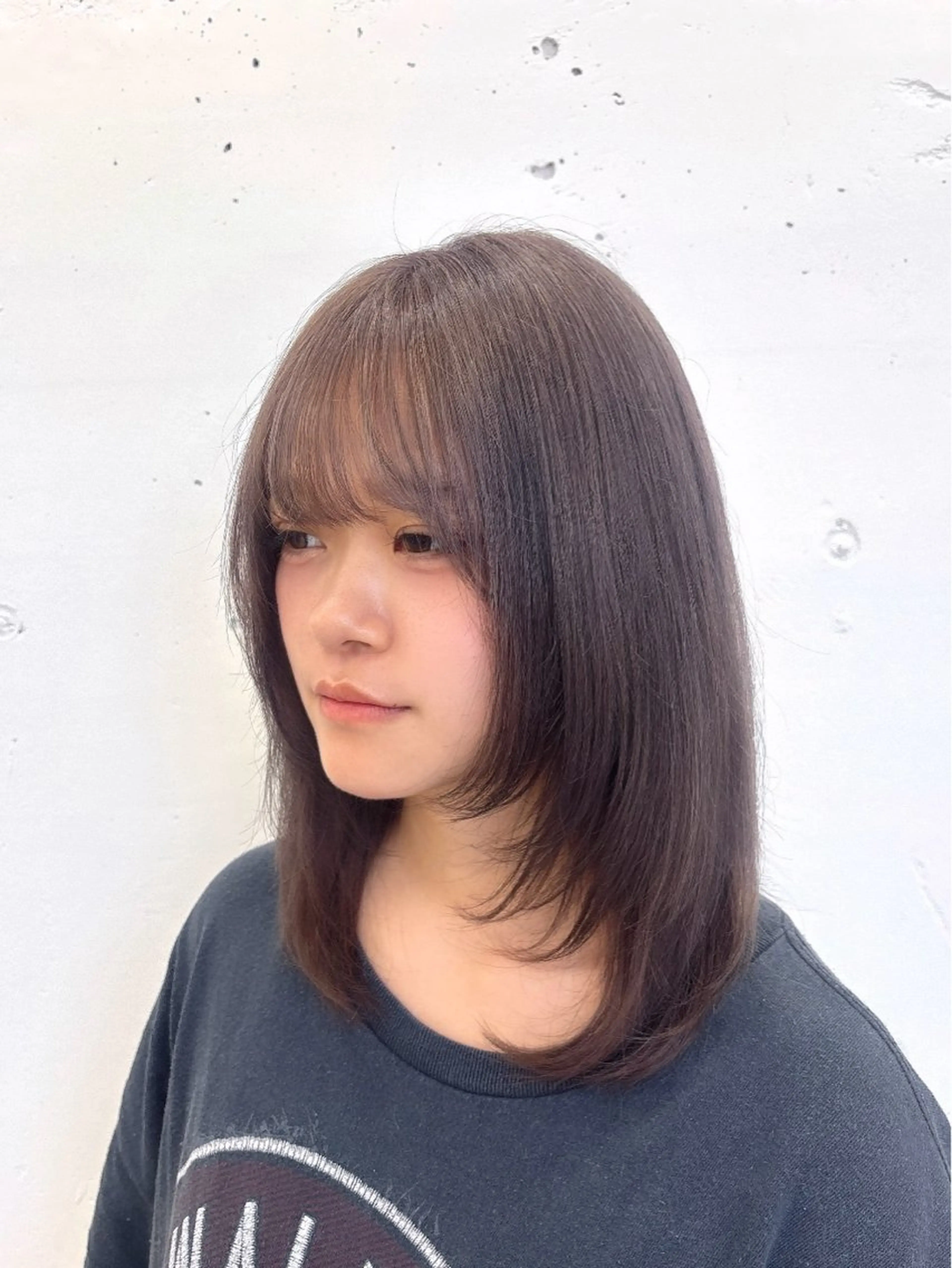 セミロング カラー ブリーチ 透明感カラー シルバー ヘアカラー トリートメント 🌟ゆりあ🌟 JILLSTUDIOのヘアスタイル