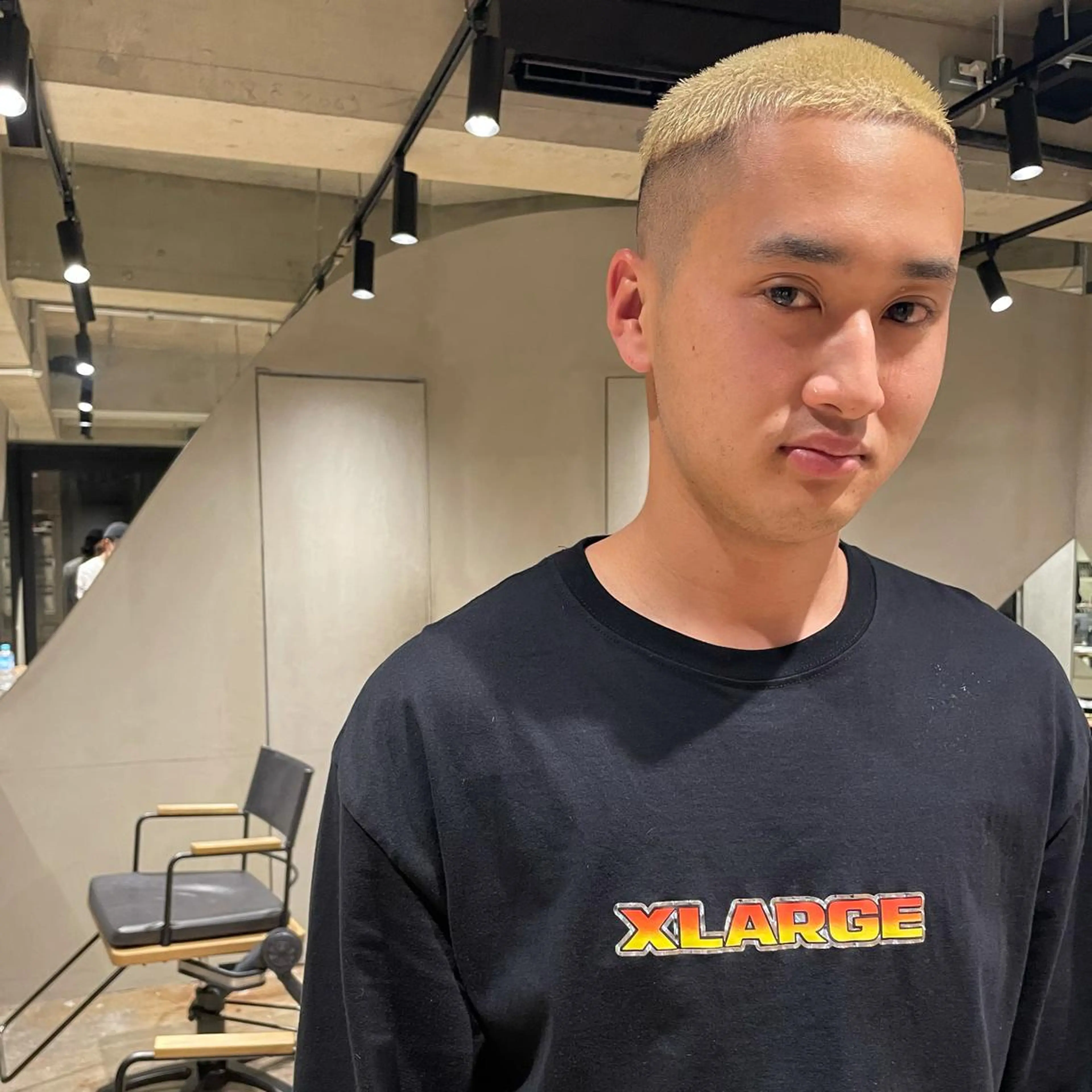 カラー メンズ ショートボブ メンズブリーチ フェードカット メンズハイライト メンズハイトーン カット ヘアカラー 🌈圧倒的デザイン パーマ　関和希のヘアスタイル