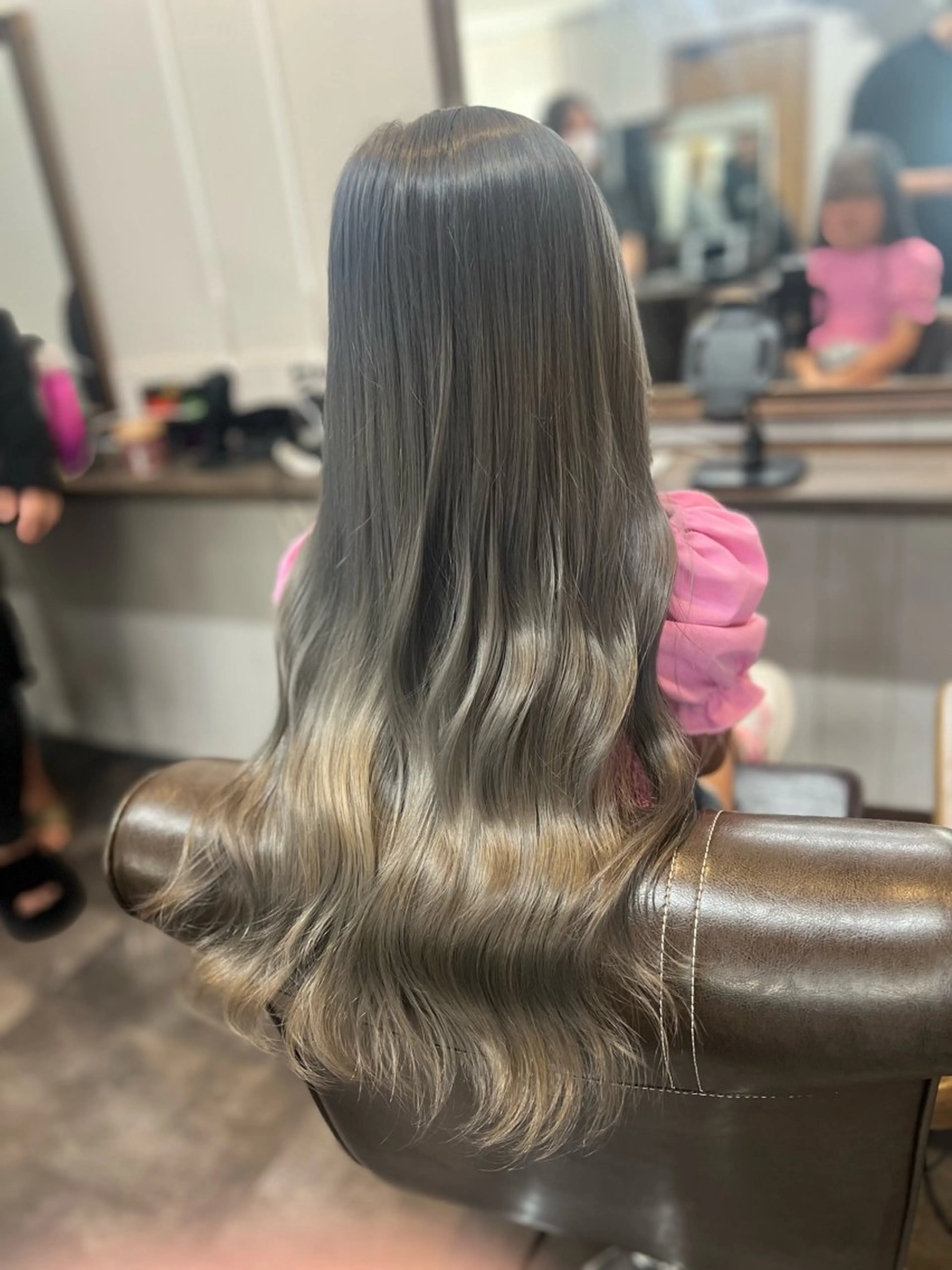 ロング カラー ブリーチ ハイトーンカラー 学生 カット ヘアカラー トリートメント 小野瀬 蓮のヘアスタイル
