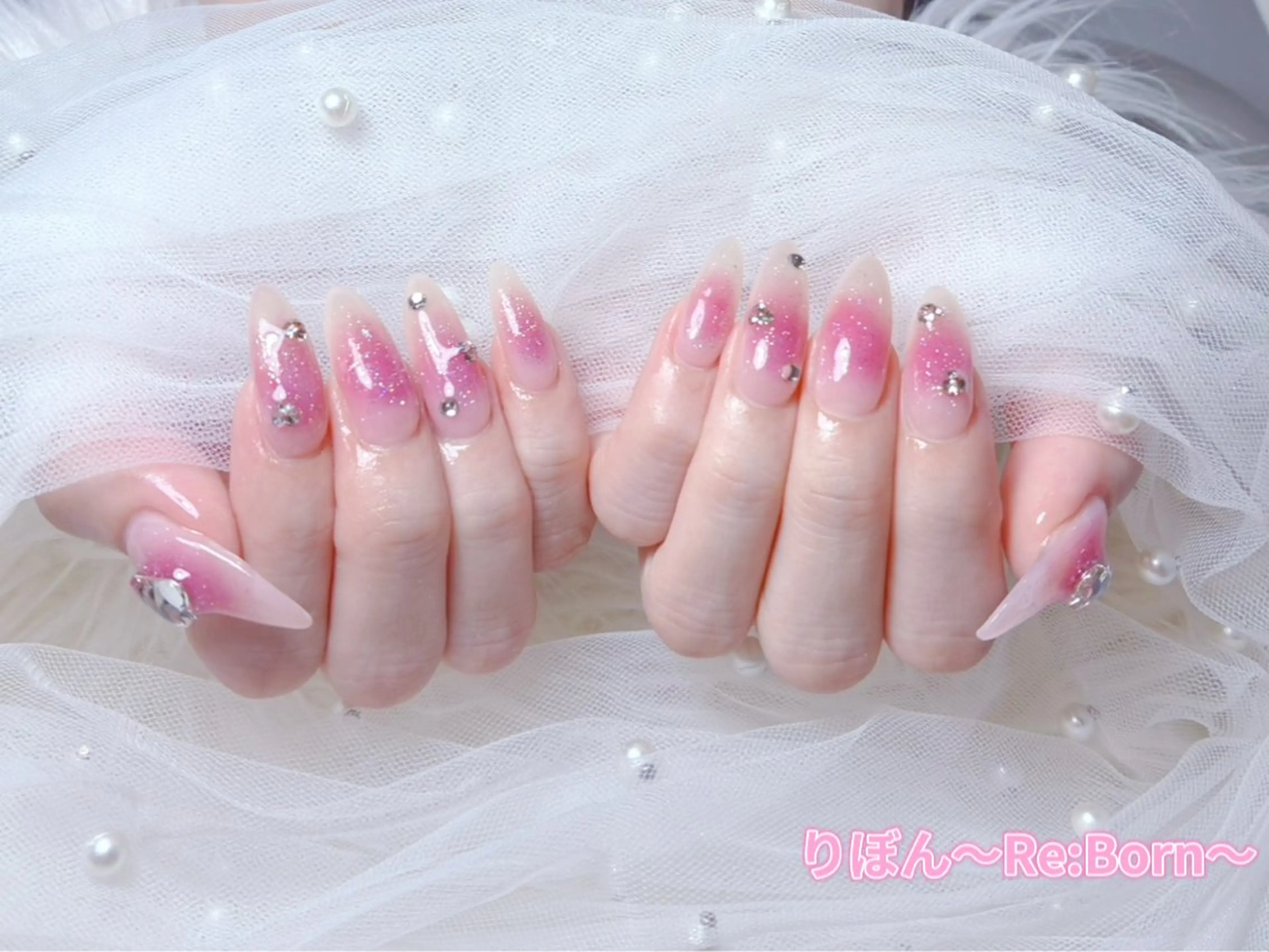 セミロング りぼん Re:Bonrのネイルデザイン