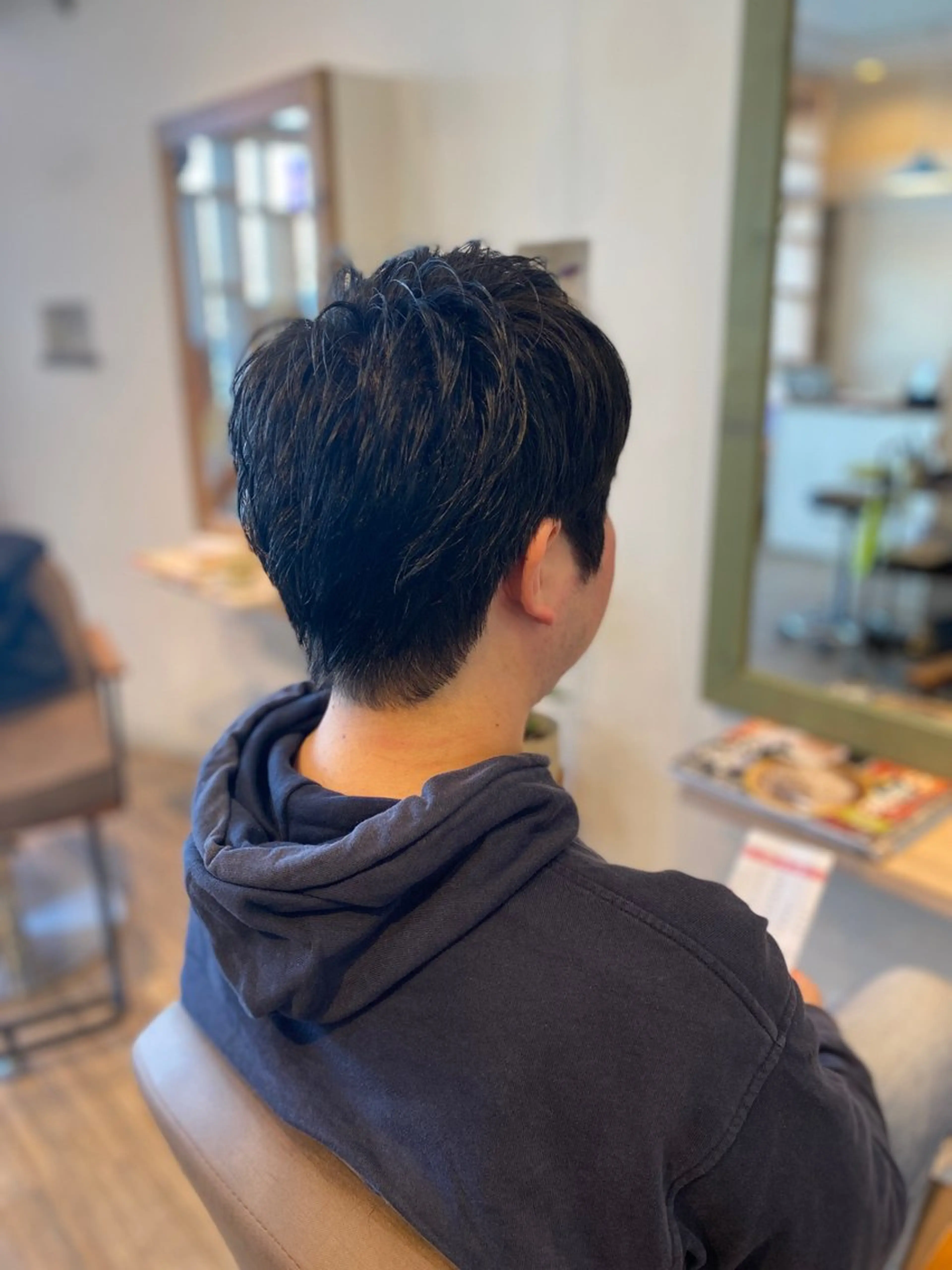 ショート メンズ カット 安住 千明のヘアスタイル