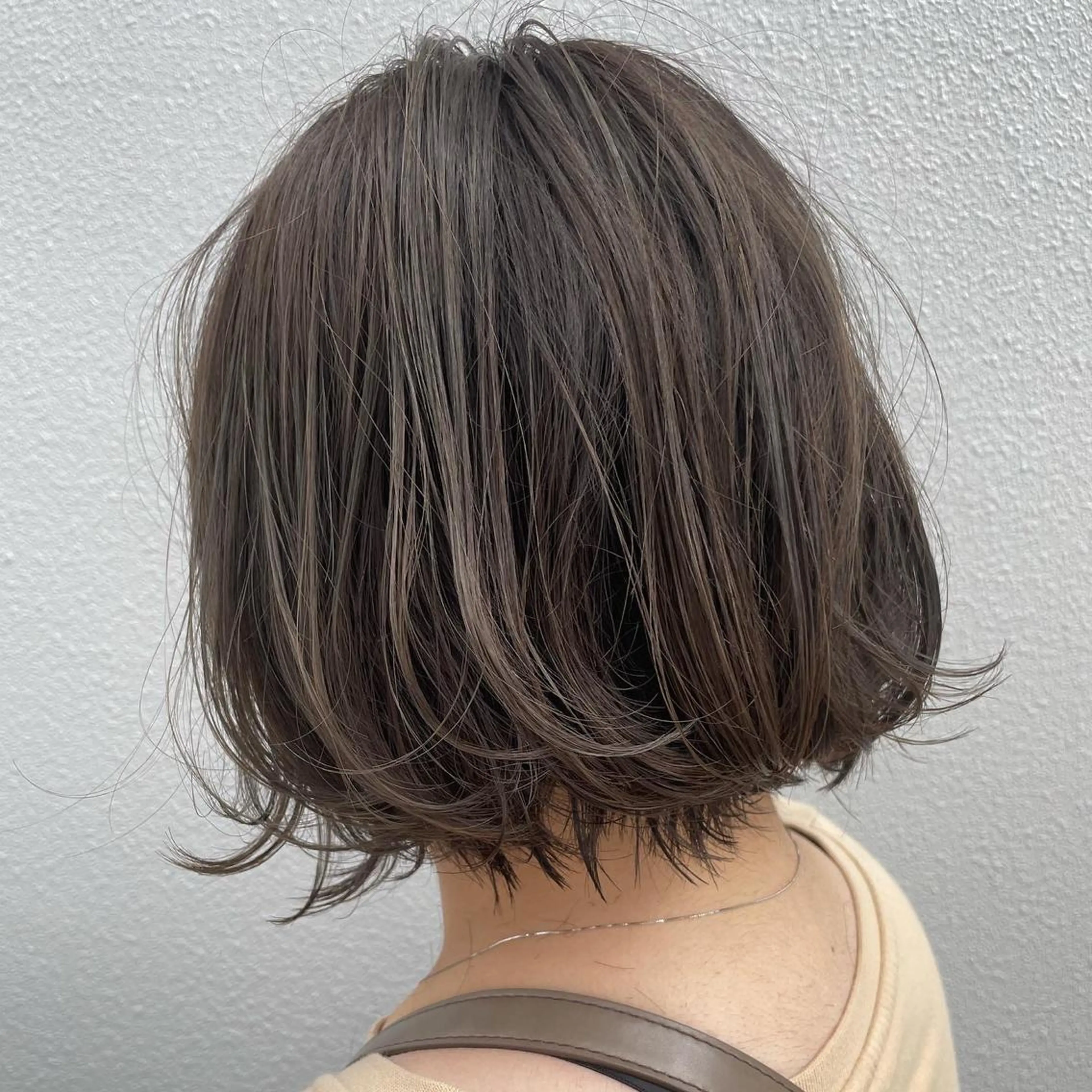 ショート 切りっぱなしボブ ショートボブ 丸みショート ミストバング ボブ C’LD hair  produce /シールドヘア所属・モテ髪/ボブ/ショー ト/アダチフウトのヘアスタイル