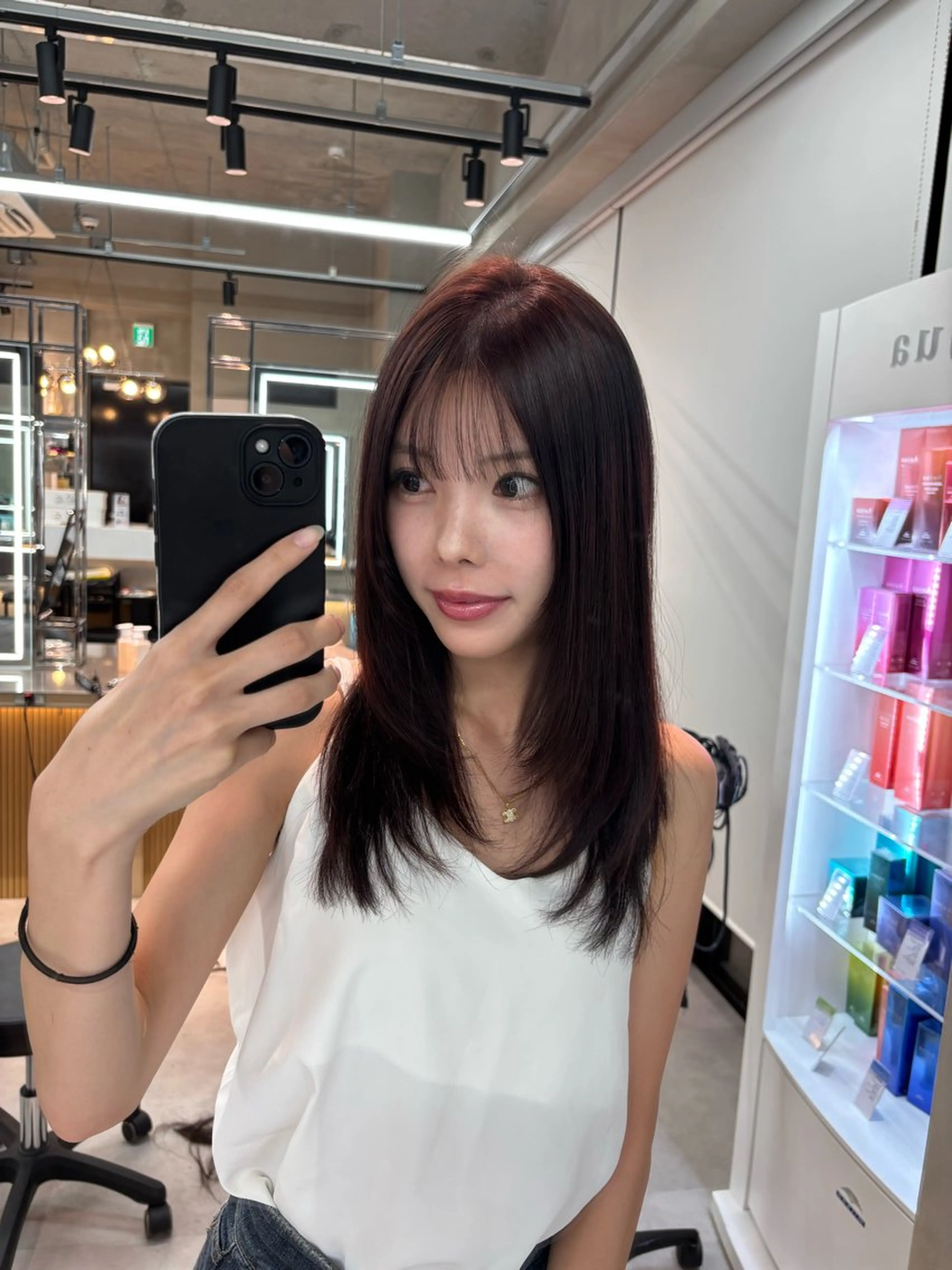 ミディアム カラー ベージュカラー レイヤーカット 縮毛矯正 【美髪矯正) 吉村　清志のヘアスタイル