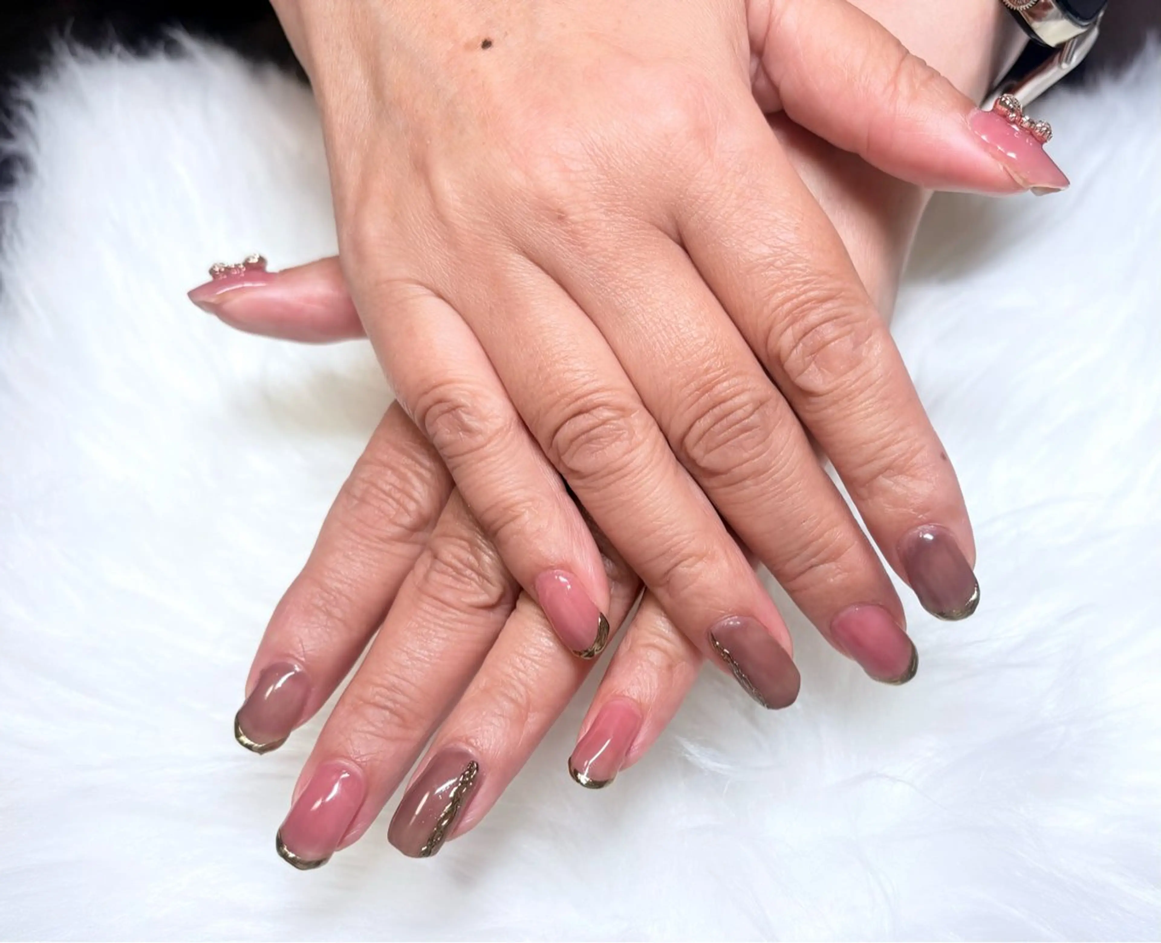 ネイル アートネイル ゴージャス ミラーネイル ピンク Nailsalon Dahliaのネイルデザイン