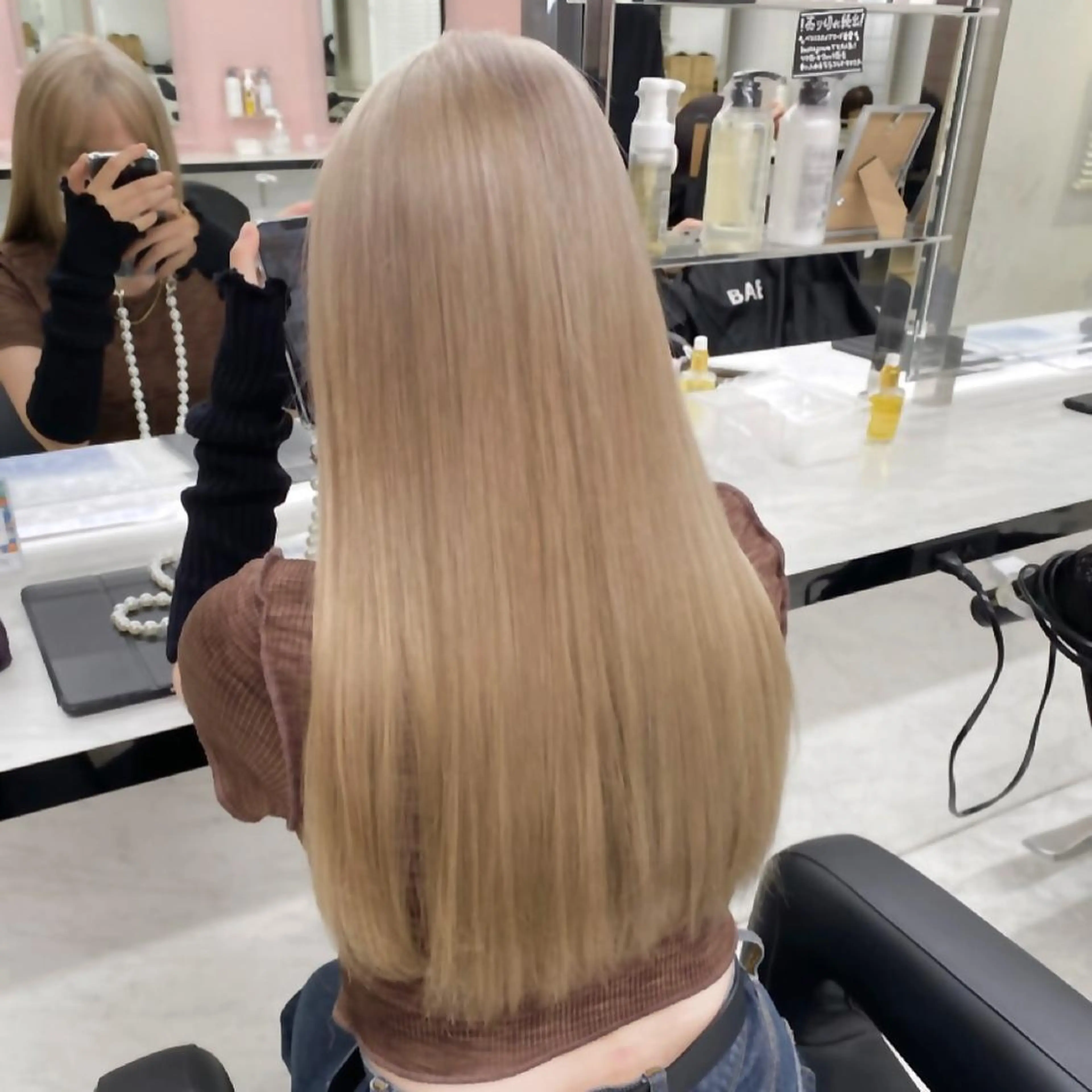 ロング カラー ヘアカラー トリートメント ヘッドスパ ヘアセット ケアブリーチ 韓国レイヤーKYONのヘアスタイル