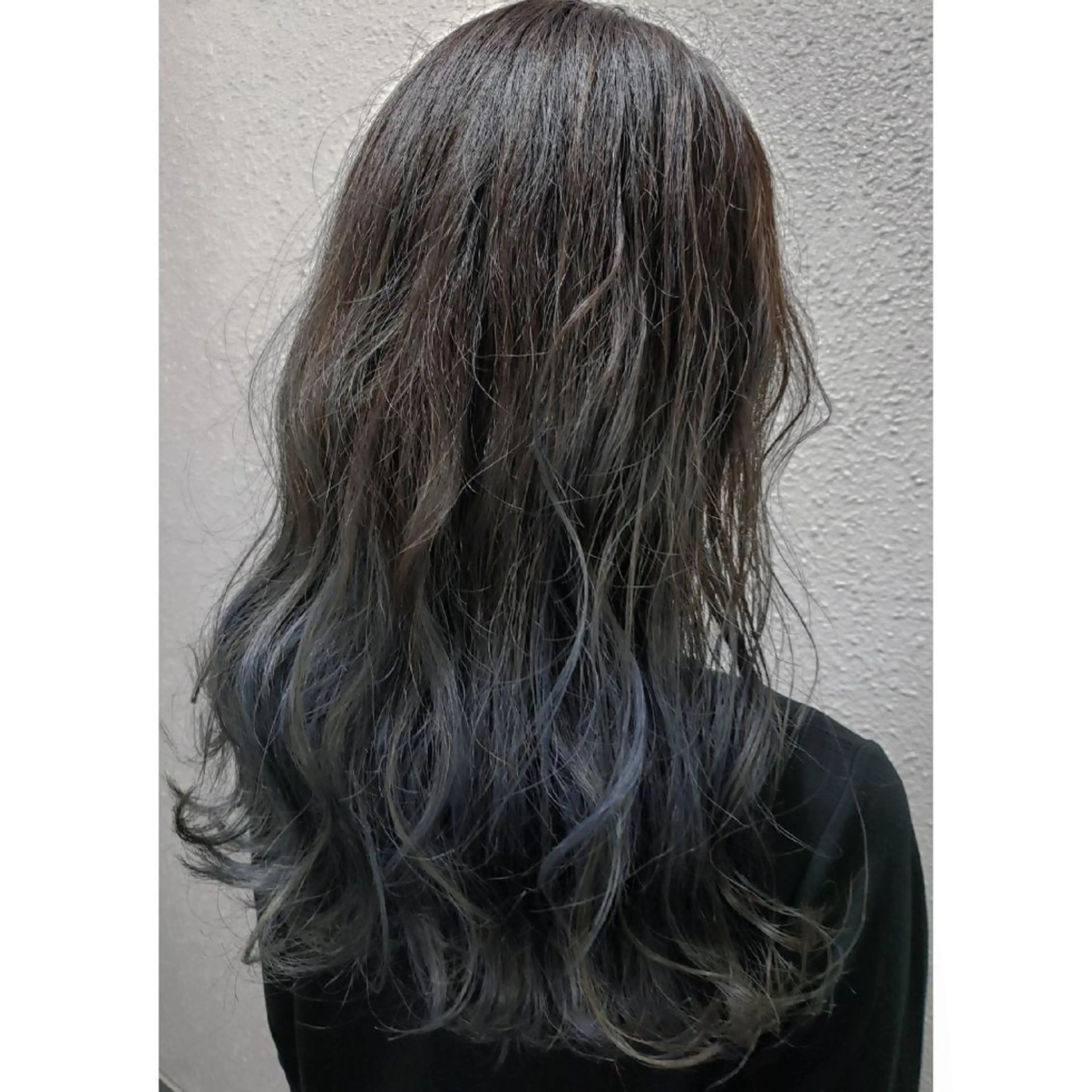 ロング カラー ヘアアレンジ グラデーションカラー 髪質改善サロン🍃 AIRI のヘアスタイル