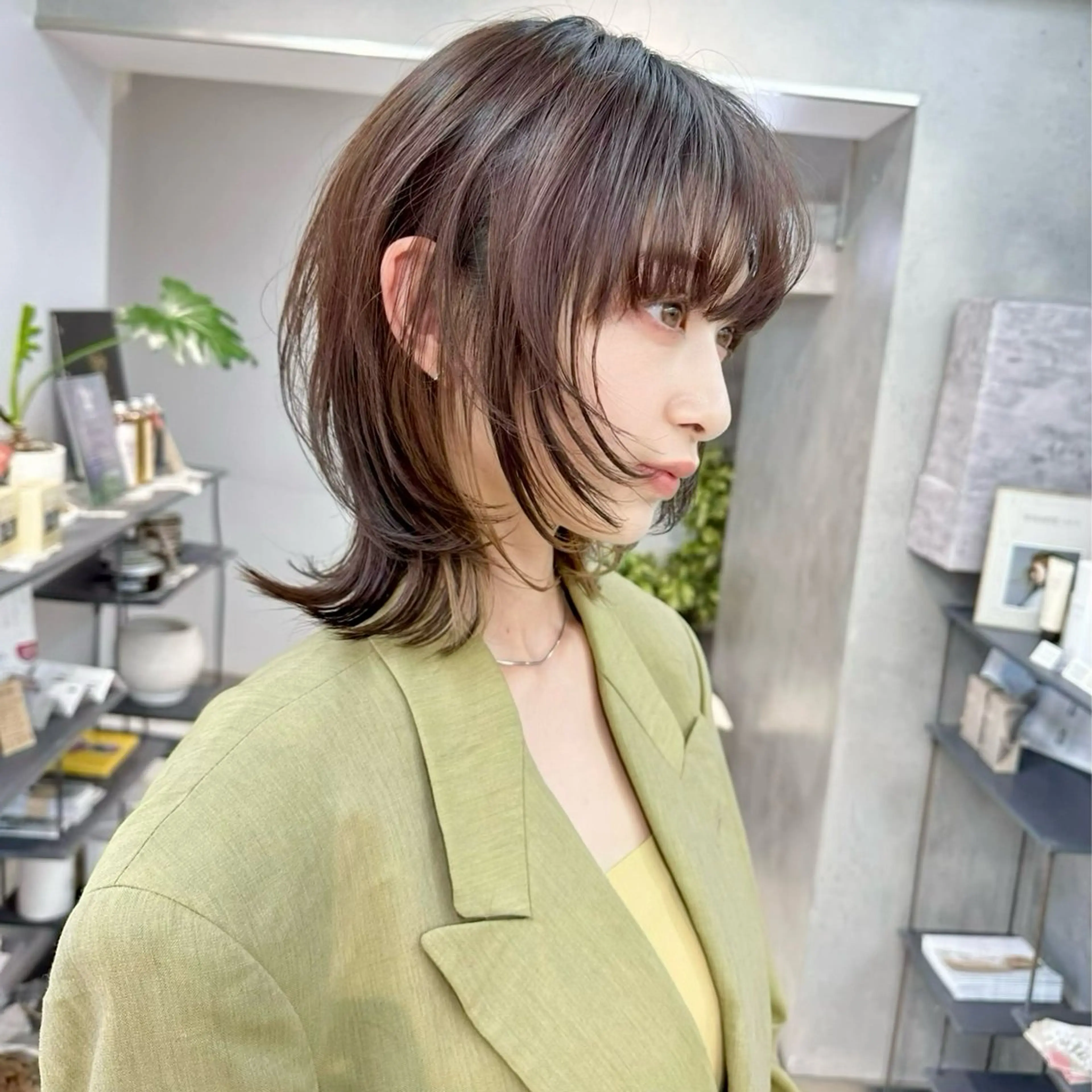 ミディアム カラー カット ヘアカラー 透け感カラー 🌱いわさきのヘアスタイル