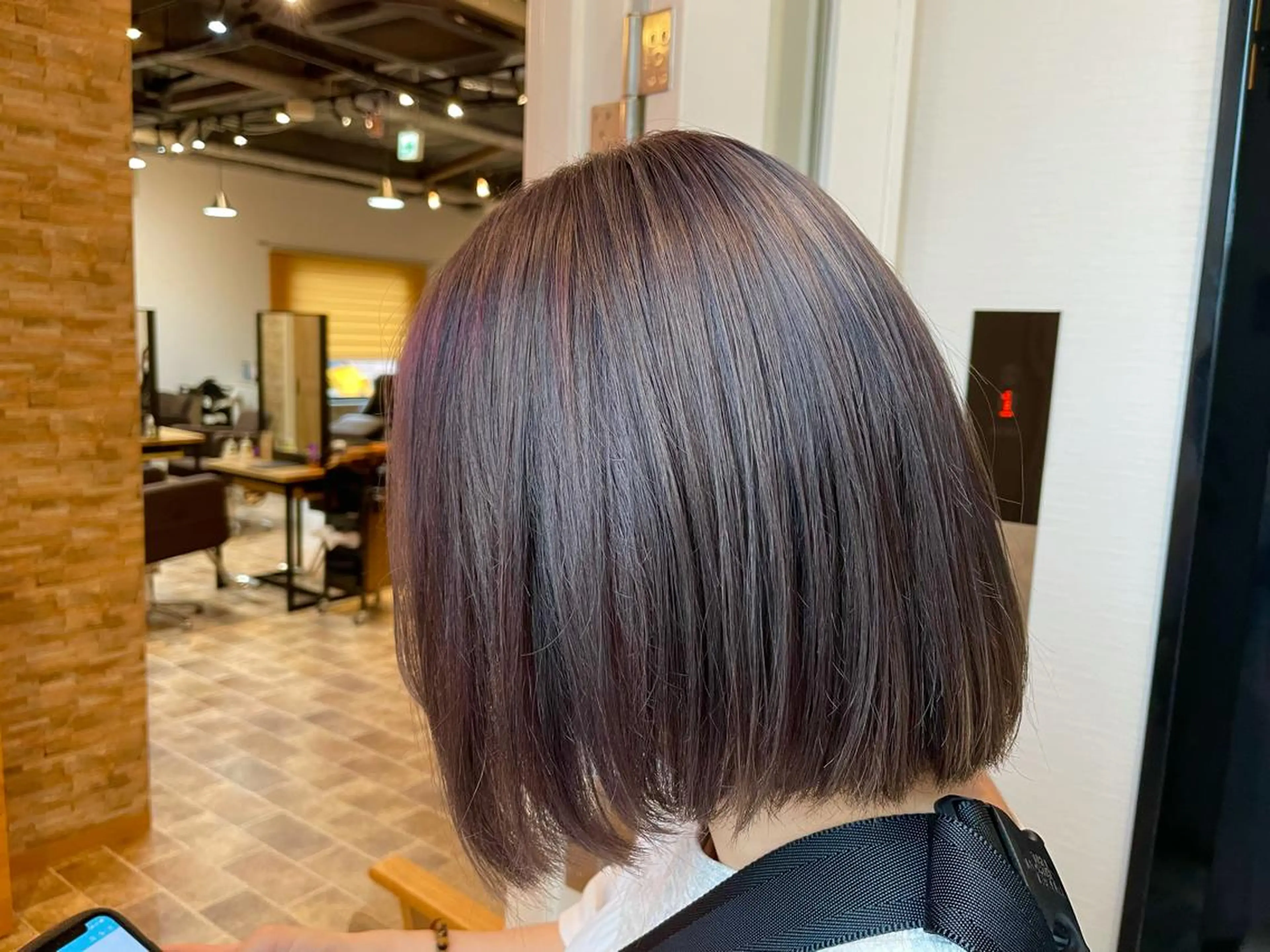 ショート SALOWIN心斎橋Suite店所属・ブリーチ毛にもできる 縮毛矯正|鷹司郎のヘアスタイル