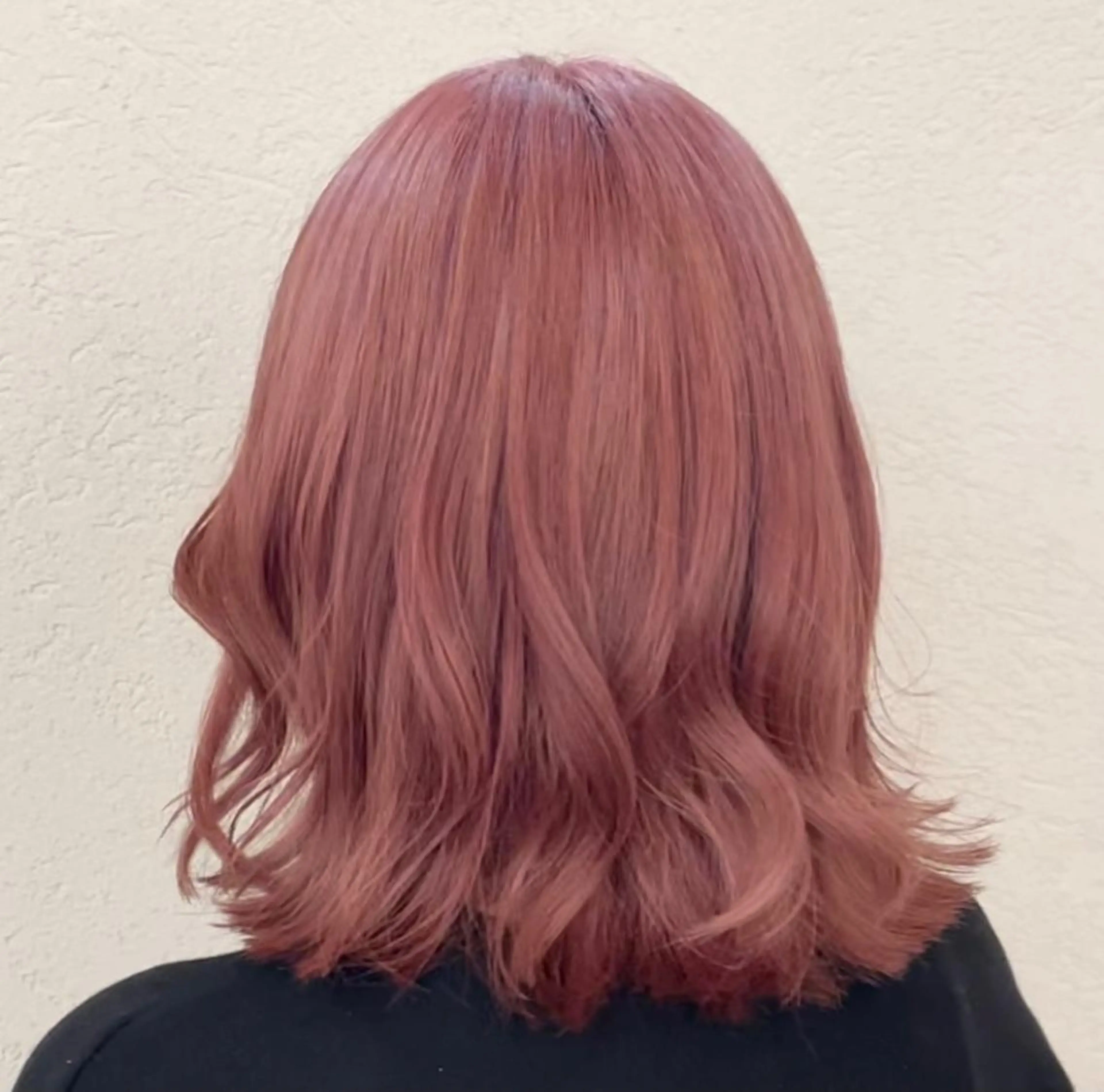 カラー ピンクカラー INCE HAIR ひらい なつきのヘアスタイル