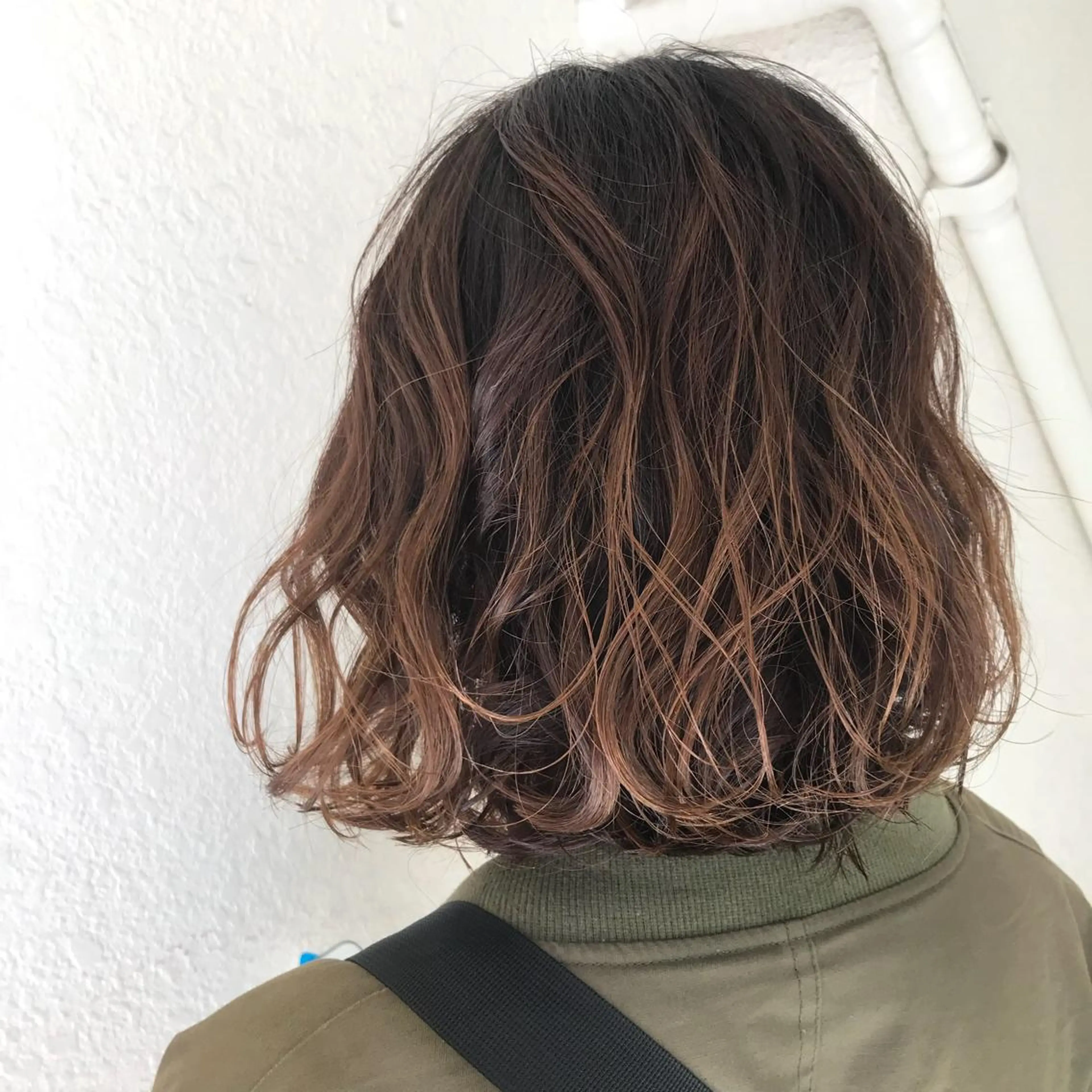 ショート ハイライト✖️ 暗髪🤎Nahoのヘアスタイル