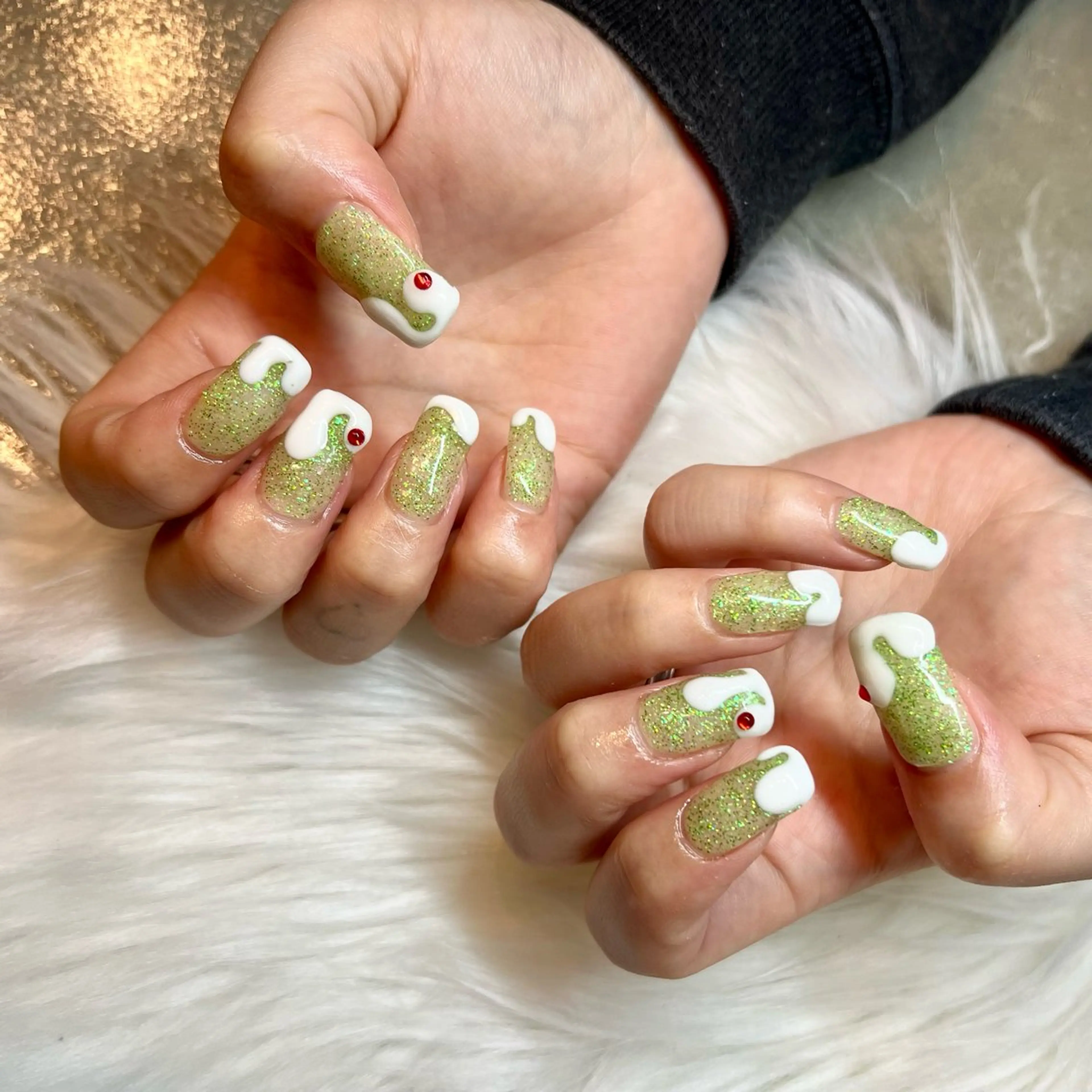 ネイル ハンドネイル Lily. ゆきみのネイルデザイン