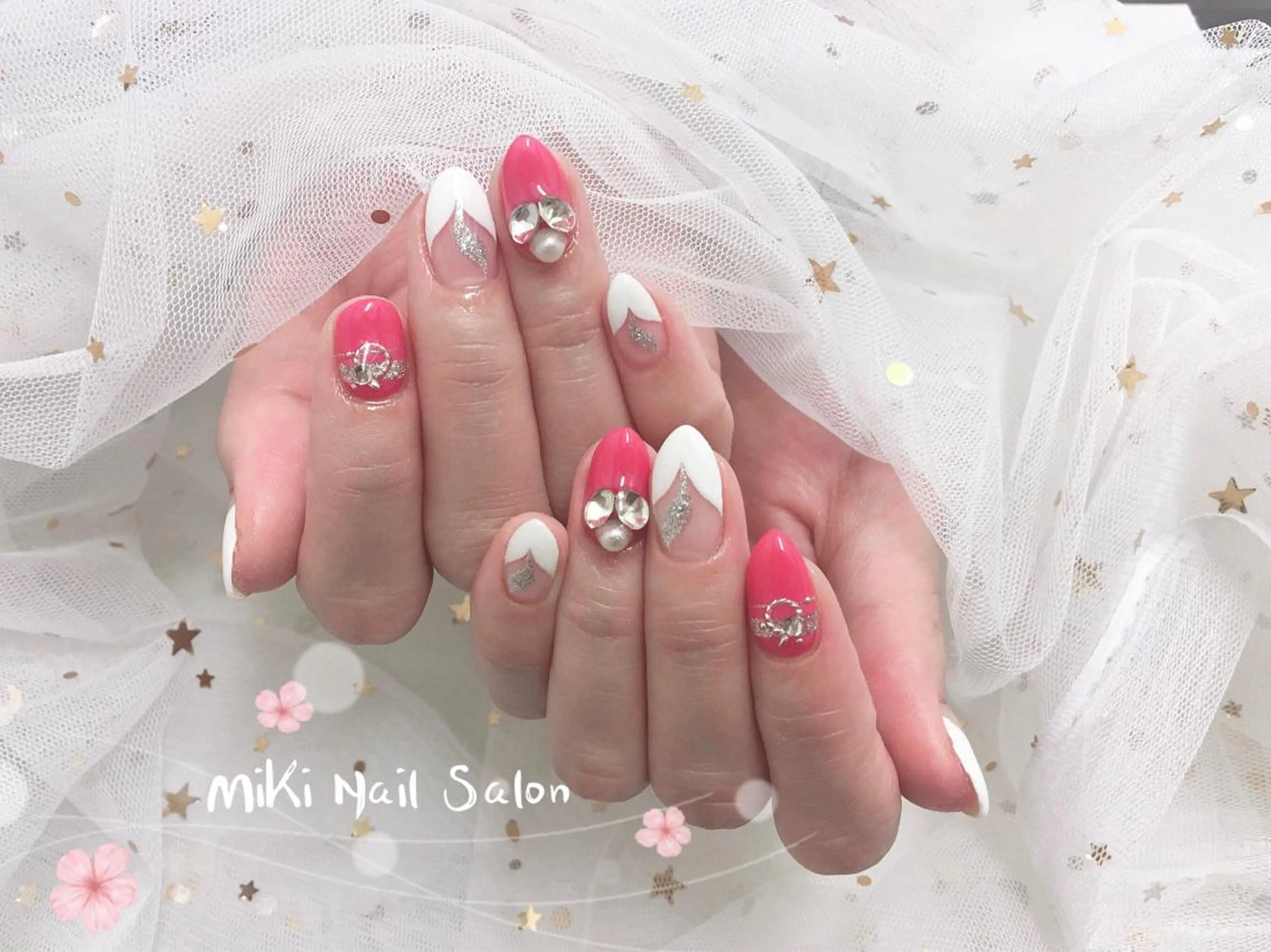 ネイル MiKi Nai池袋 長さだし得意のネイルデザイン