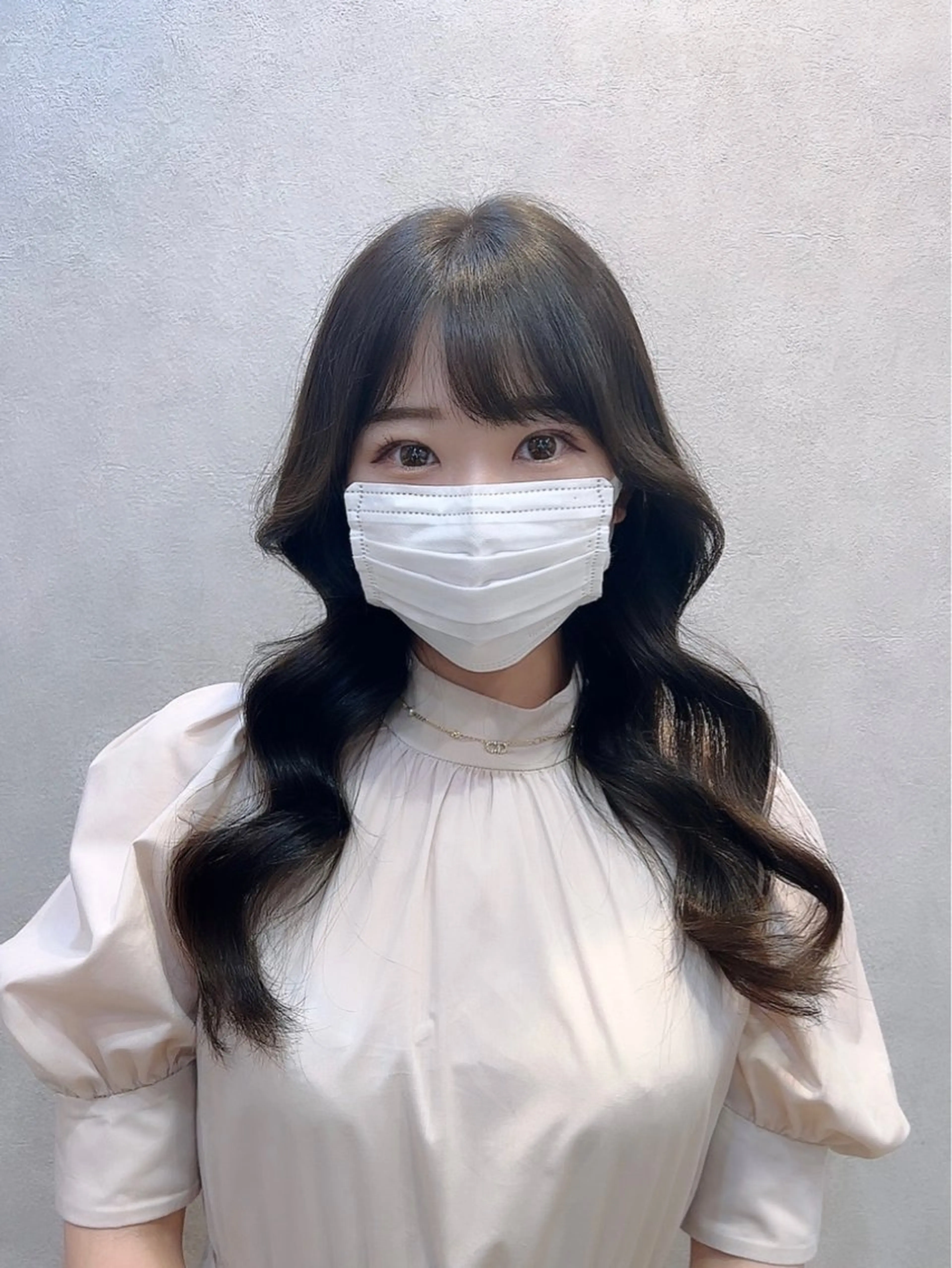 セミロング カラー ヘアアレンジ 透明感カラー グレージュ 顔周りカット 韓国風ヘア 🩷韓国ヘア/ヨシン モリ🩷Maikaのヘアスタイル