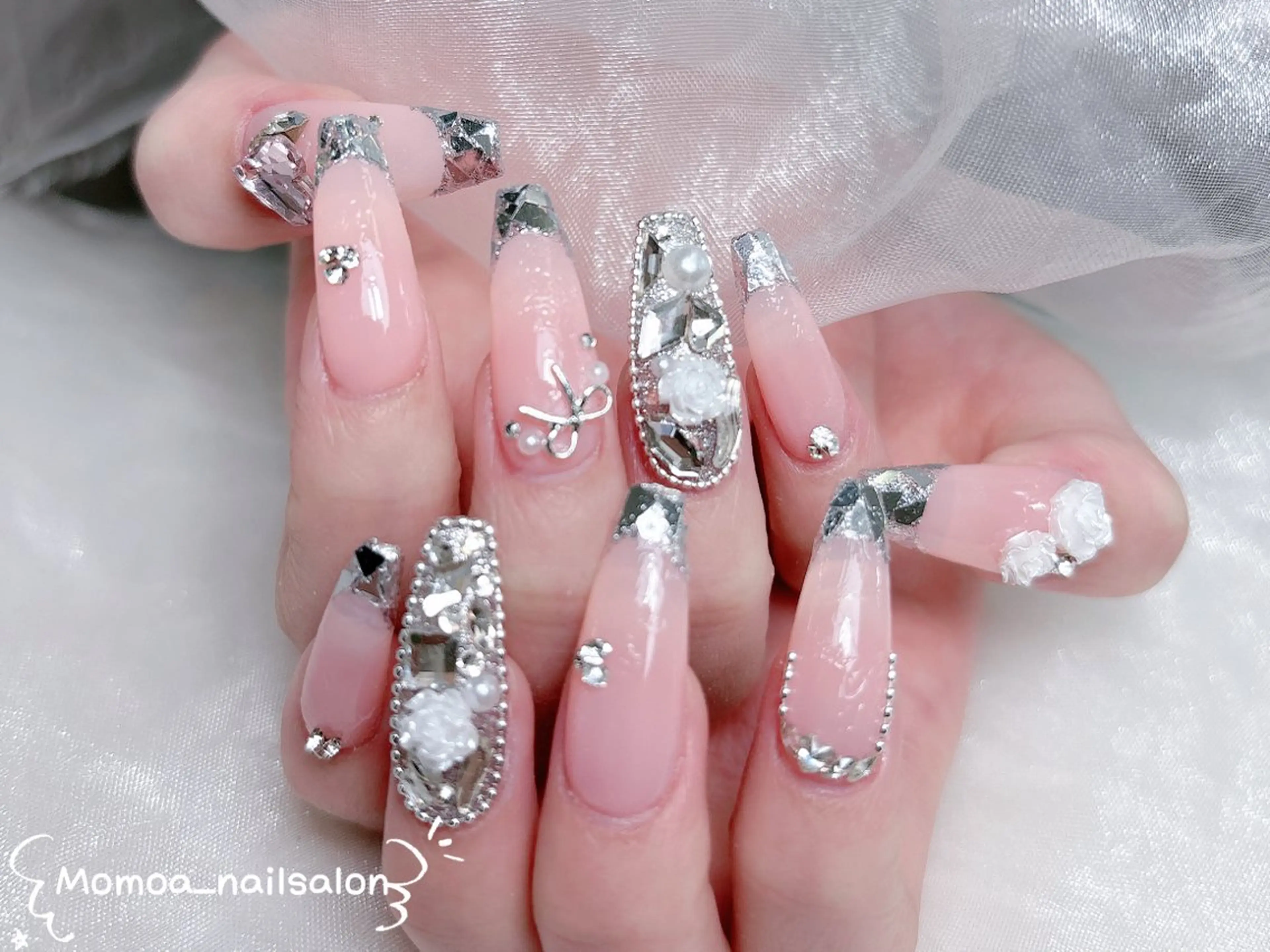 ネイル 成人式 ロングネイル マグネットネイル 大理石ネイル(マーブル) 持ち込み ハンドネイル Momoa nail salon所属・MoMoA Nail ネイル長さ出し専門店のネイルデザイン