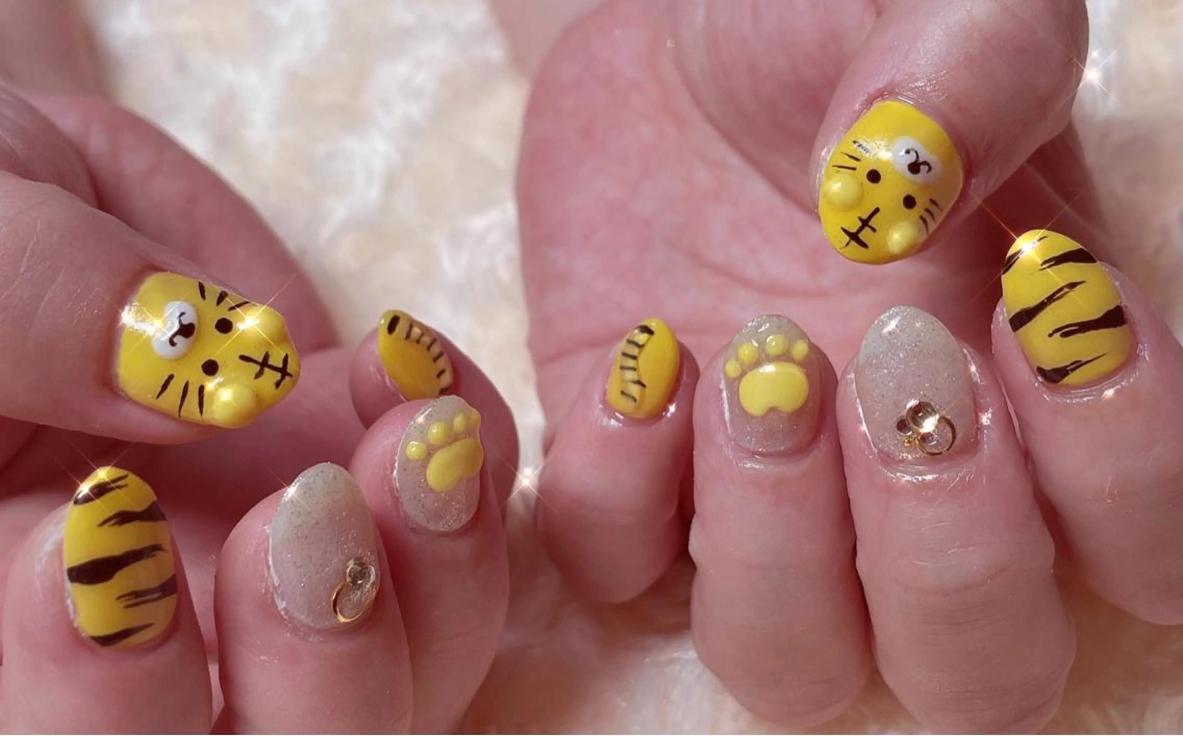 ネイル ハンドネイル twincle nailのネイルデザイン