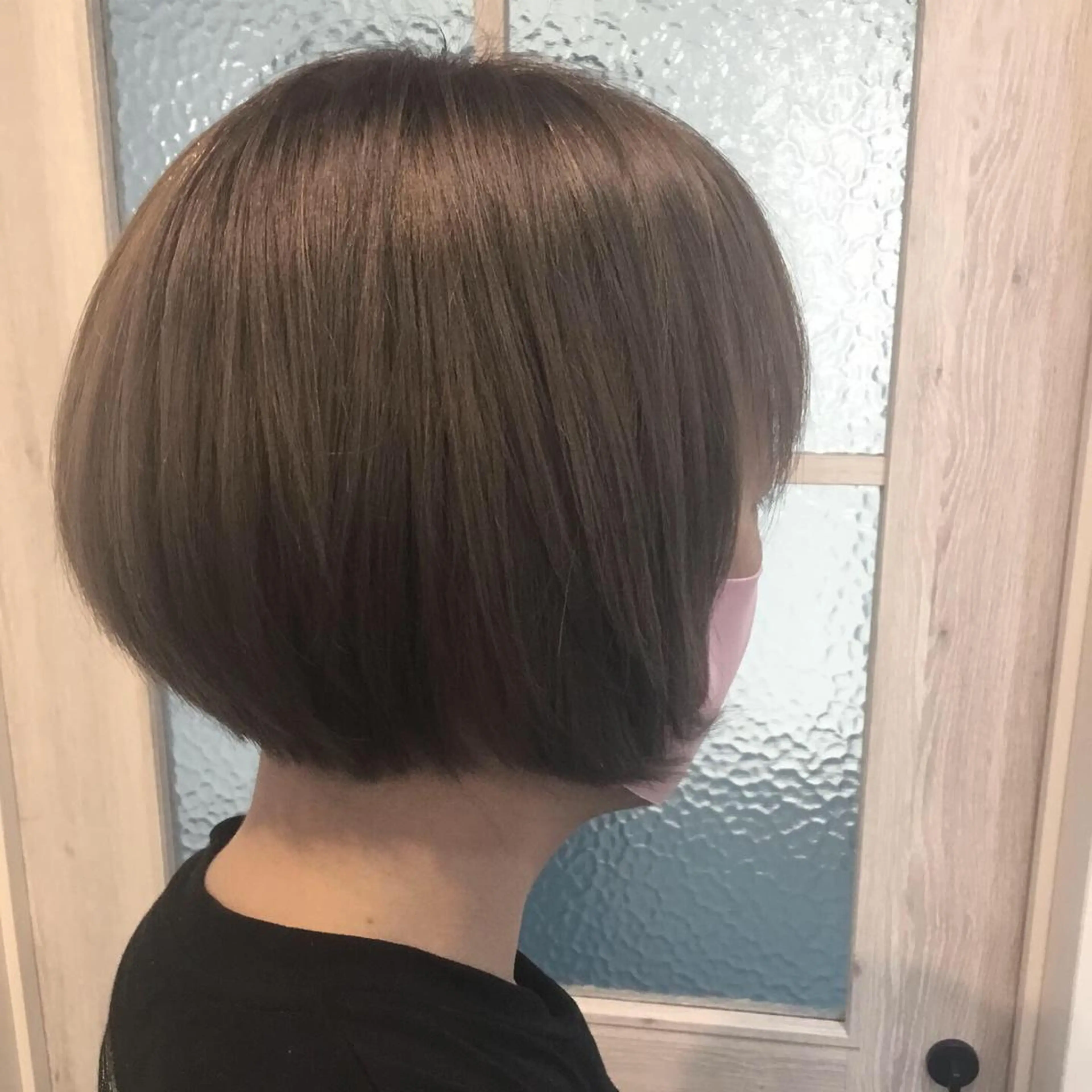 ショート カラー embrace エンブレイスのヘアスタイル