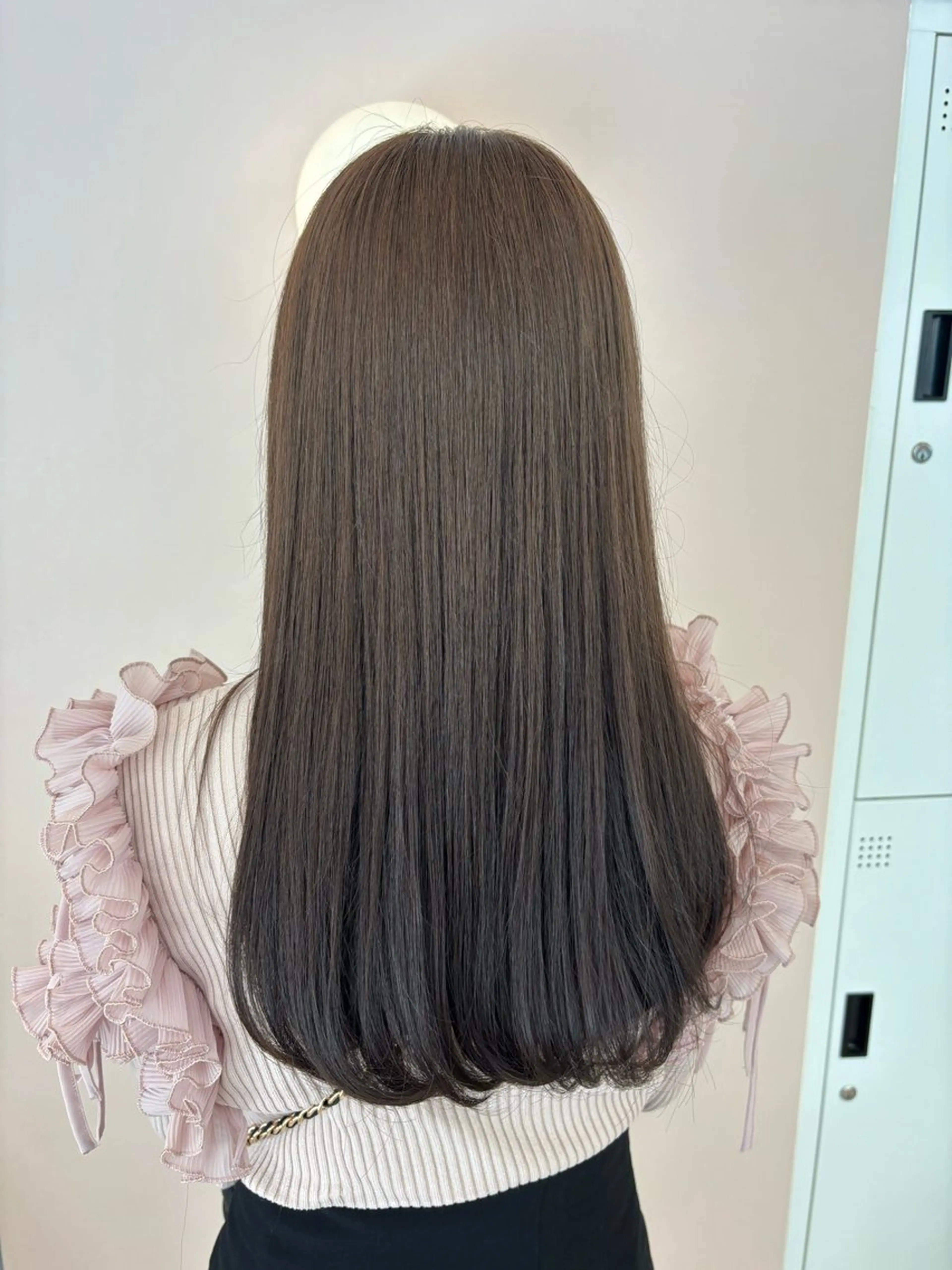 ロング カラー 透明感カラー グレージュ イルミナカラー COAPLUS所属・韓国/レイヤー/ 前髪/Asamiのヘアスタイル